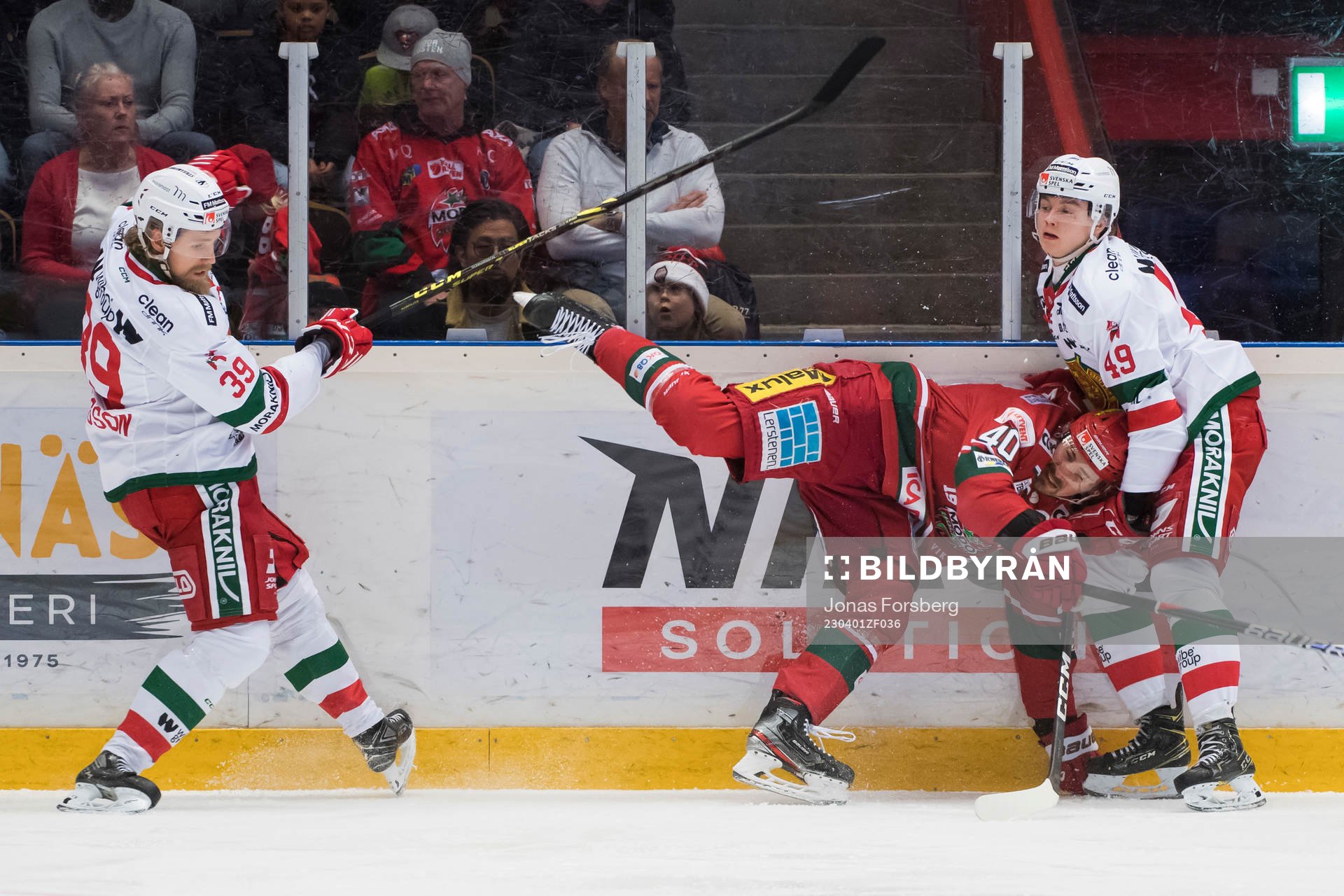 Modos David Bernhardt mot Moras Kristoffer Gunnarsson och