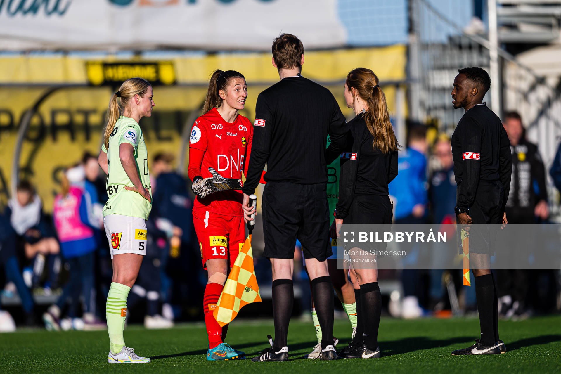 Cecilie Hauståker Fiskerstrand of LSK Kvinner and Marit