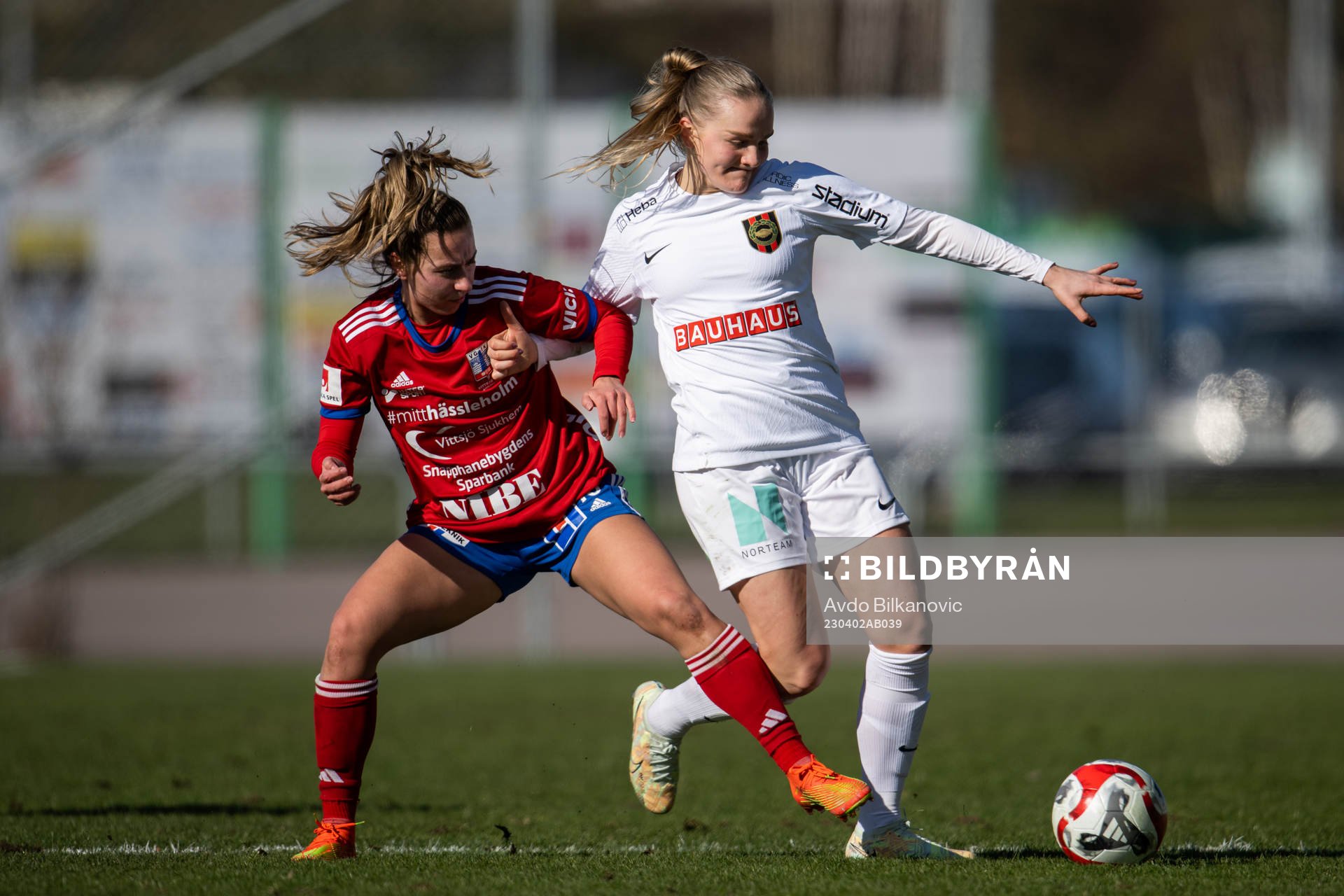 Vittsjös Sarah Stratigakis mot Brommapojkarnas Klara Andrup