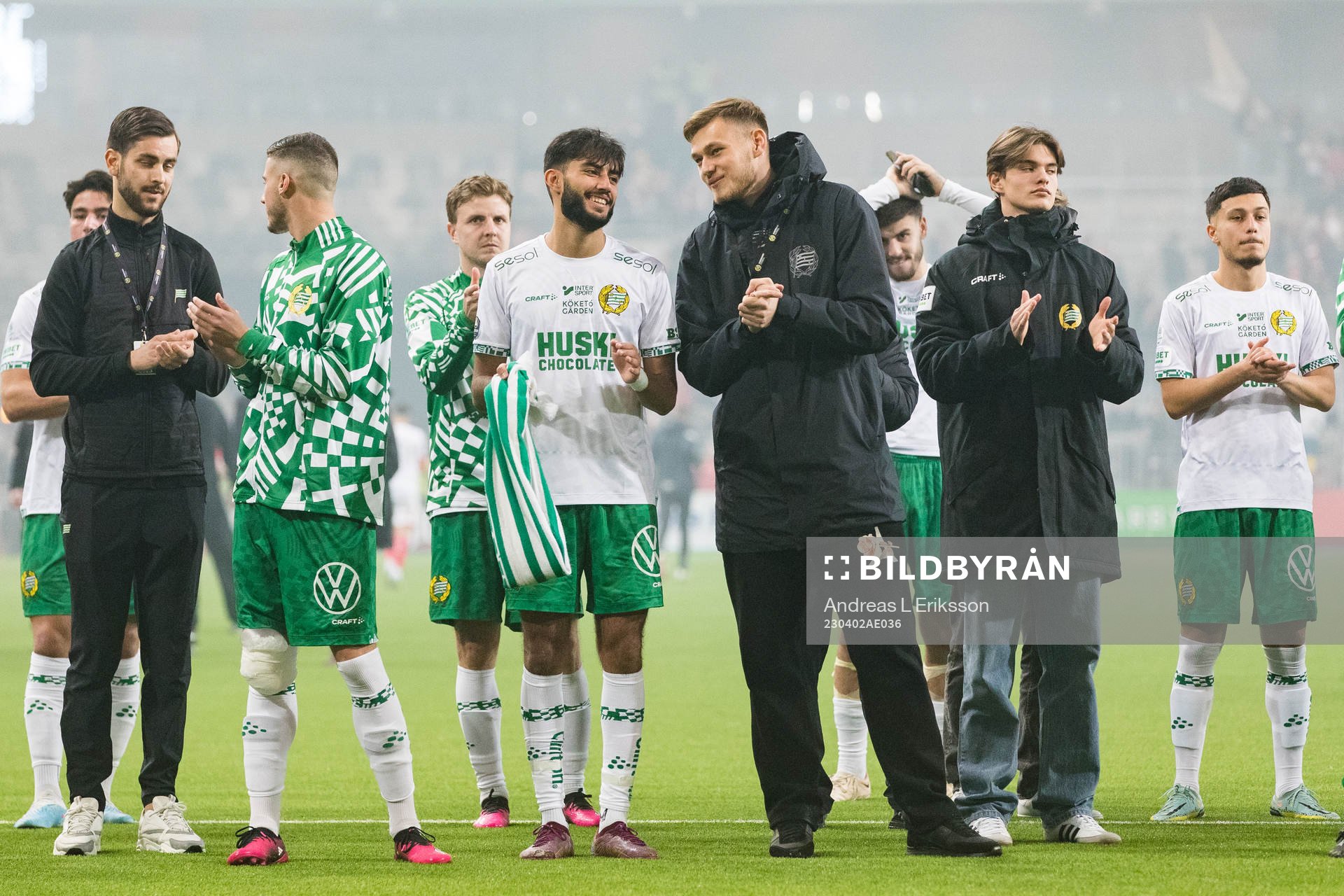 Hammarbys spelare jublar