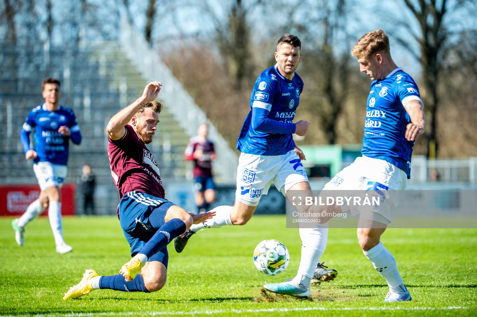 Gefles Leo Englund mot Trelleborgs Mattias Andersson och