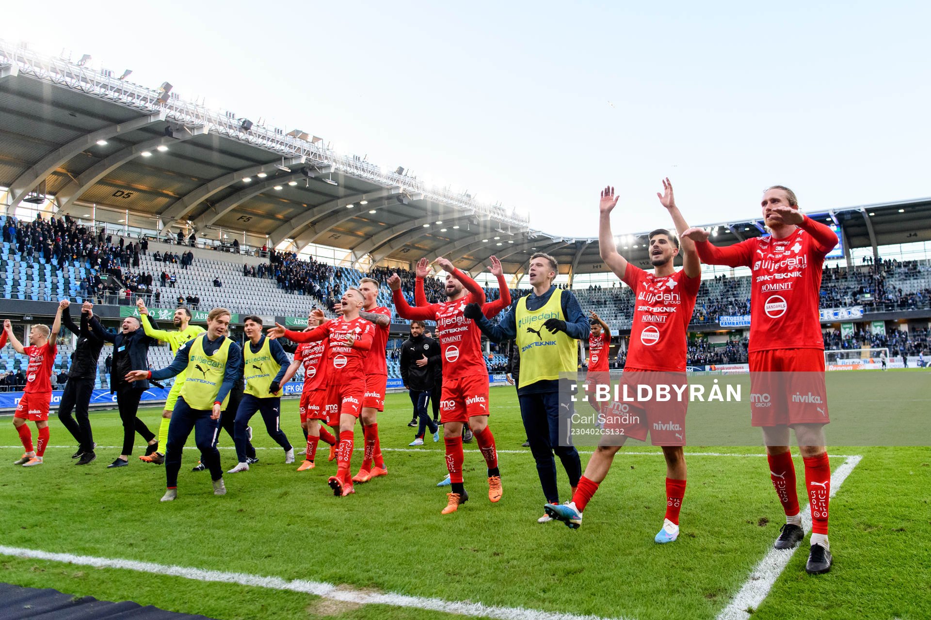 Värnamos spelare jublar