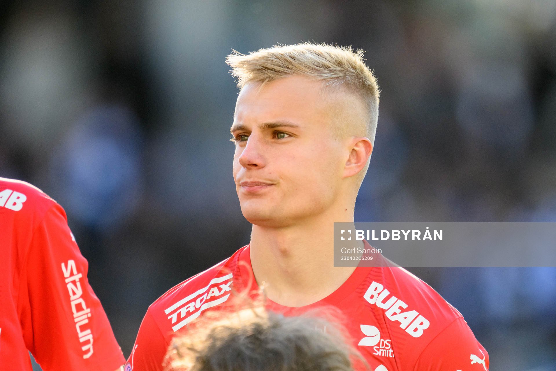 Värnamos Viktor Bergh vid lineup innan fotbollsmatchen i