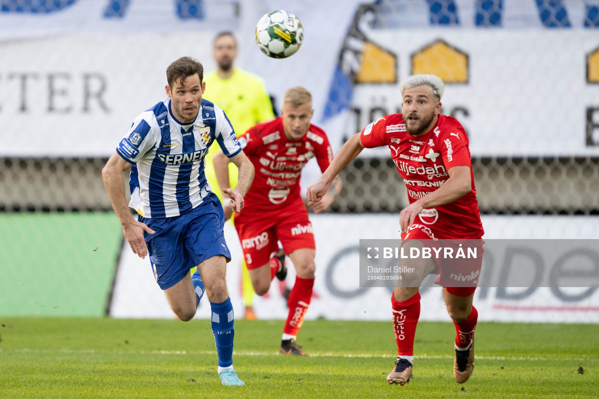 IFK Göteborgs Emil Salomonsson och Värnamos Albion Ademi