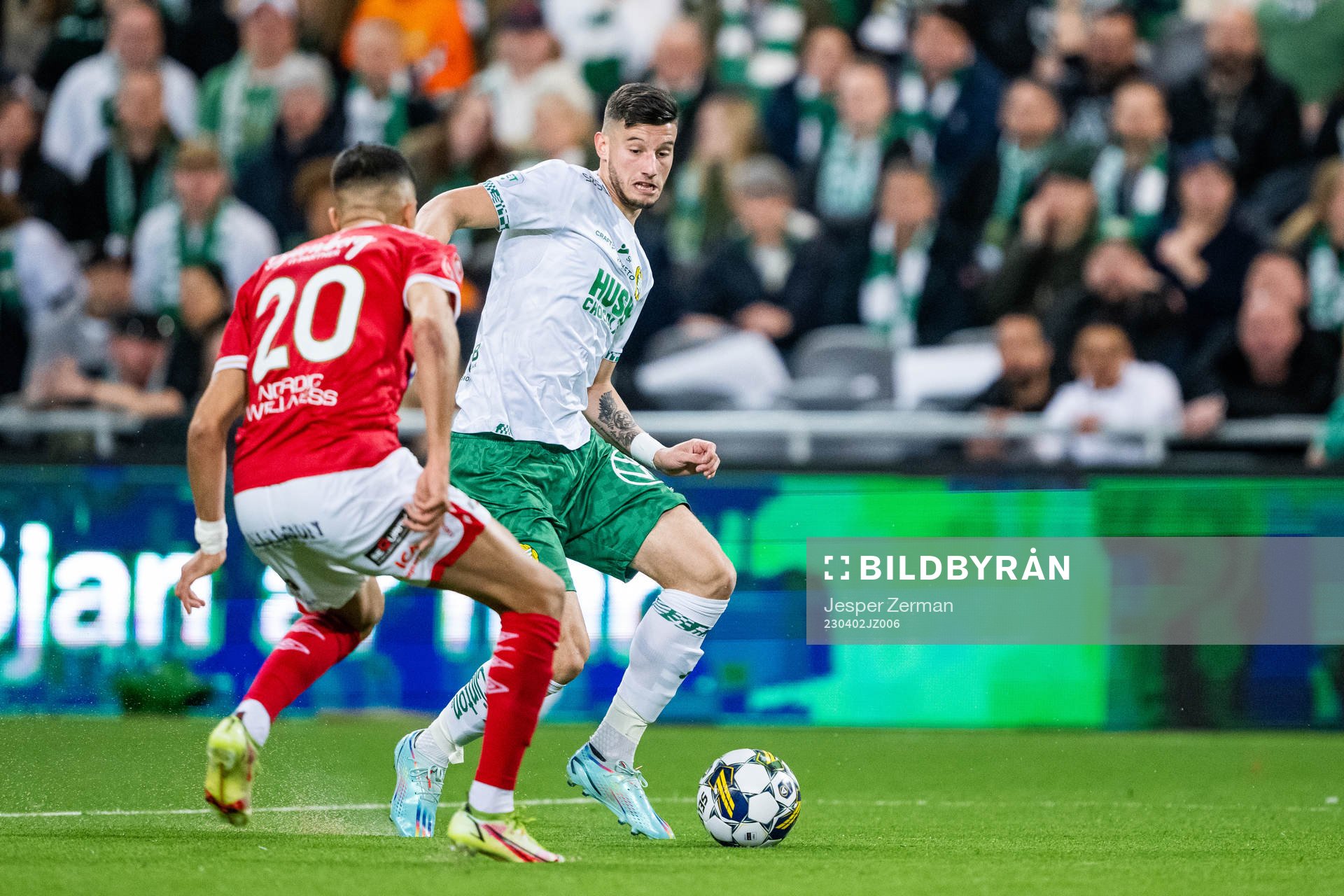 Degerfors Elyas Bouzaiene och Hammarbys Viktor Djukanovic