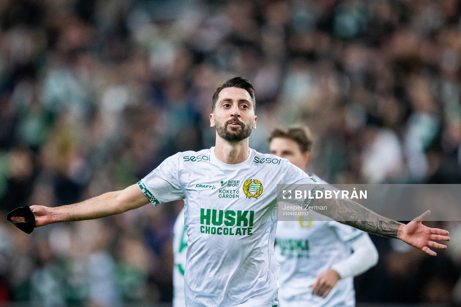 Hammarbys Nahir Besara jublar