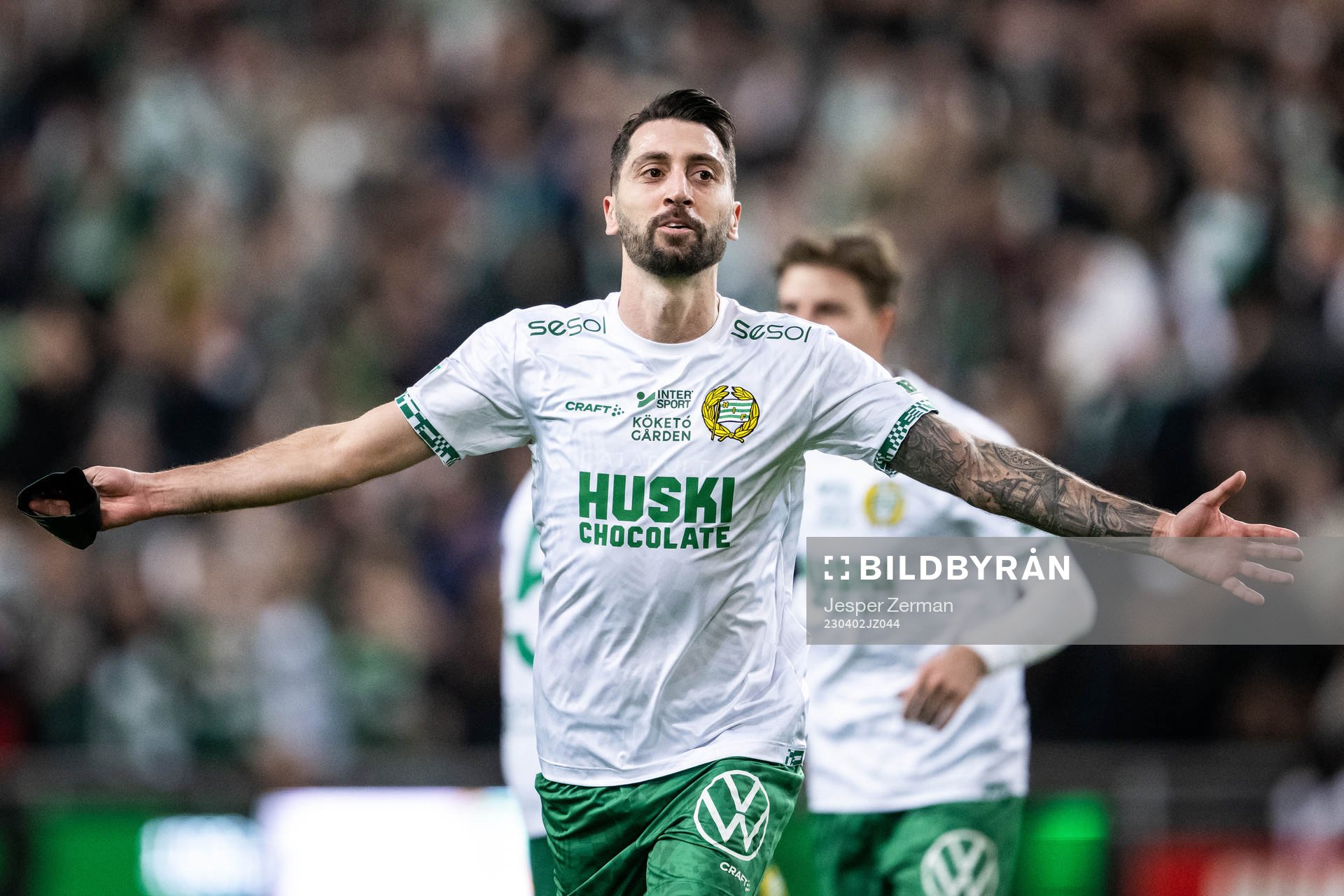 Hammarbys Nahir Besara jublar