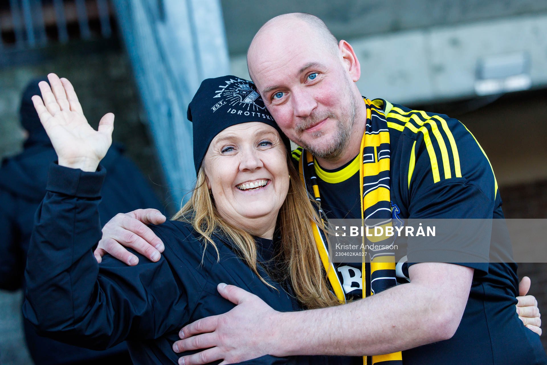 AIKs supportrar före fotbollsmatchen i Allsvenskan mellan