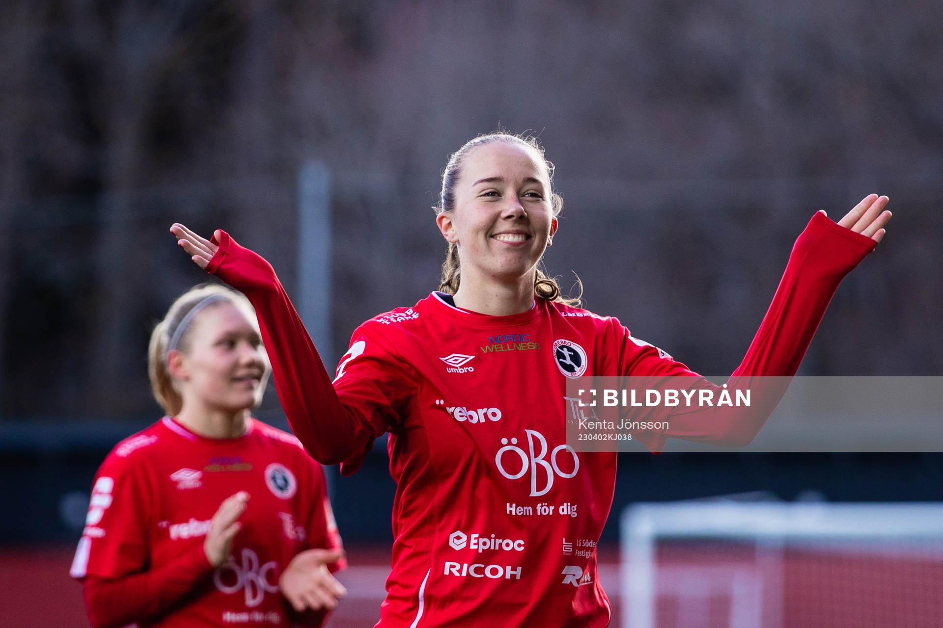 Örebros Louise Lillbäck jublar