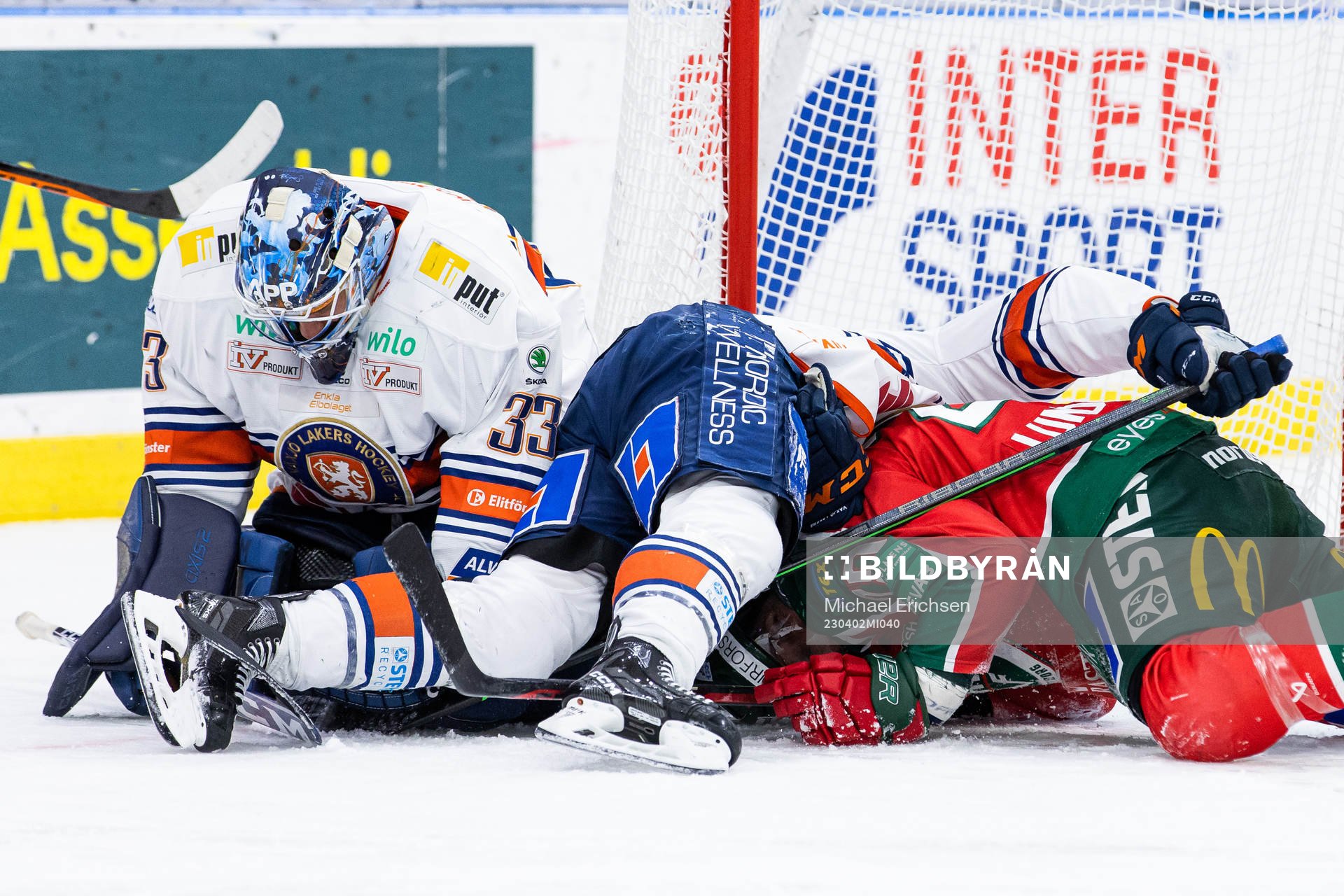 Växjös målvakt Emil Larmi och Jere Innala