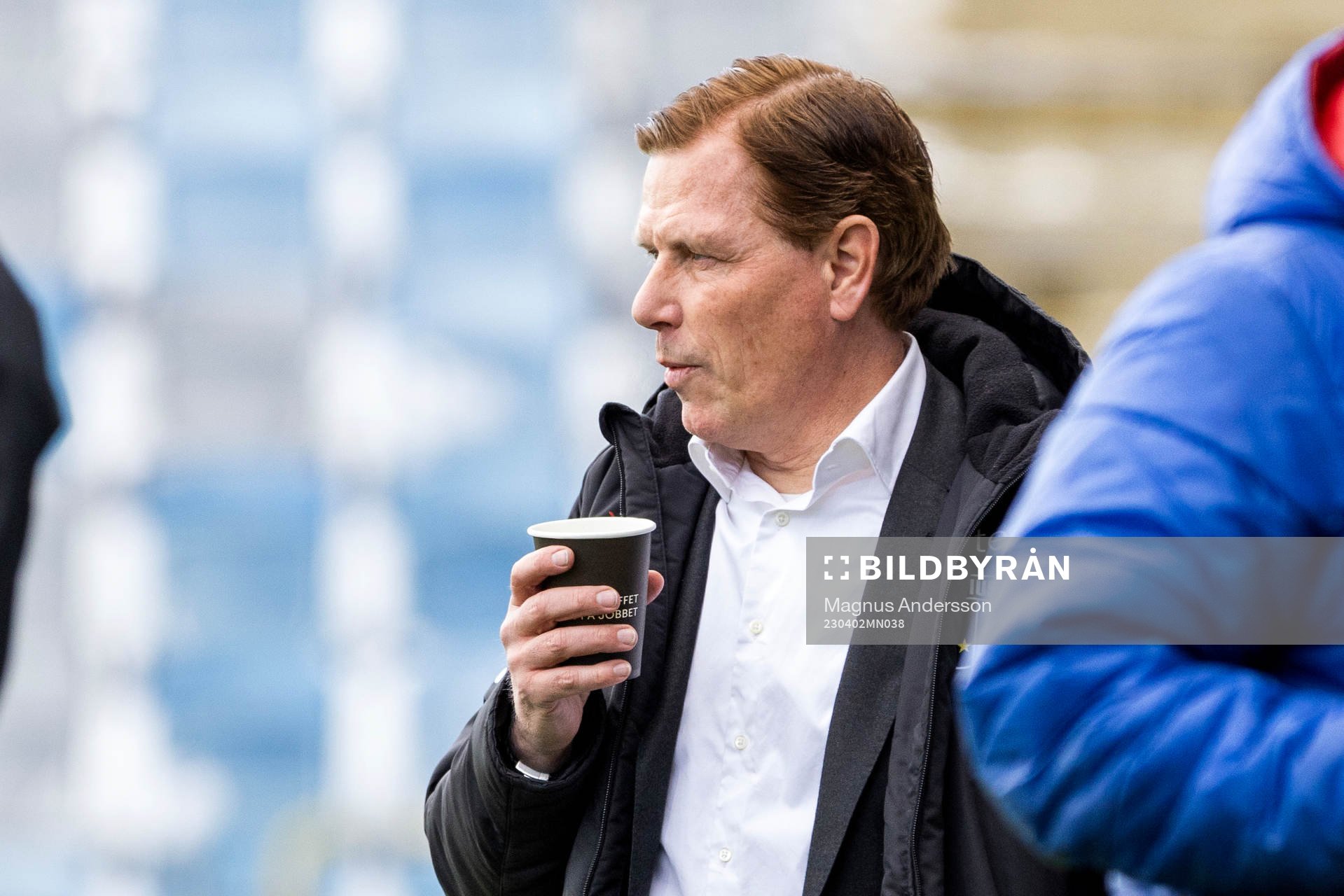 Sirius tränare Christer Mattiasson under fotbollsmatchen i Allsvenskan mellan IFK Norrköping och Sirius den 2 april 2023 i Norrköping.