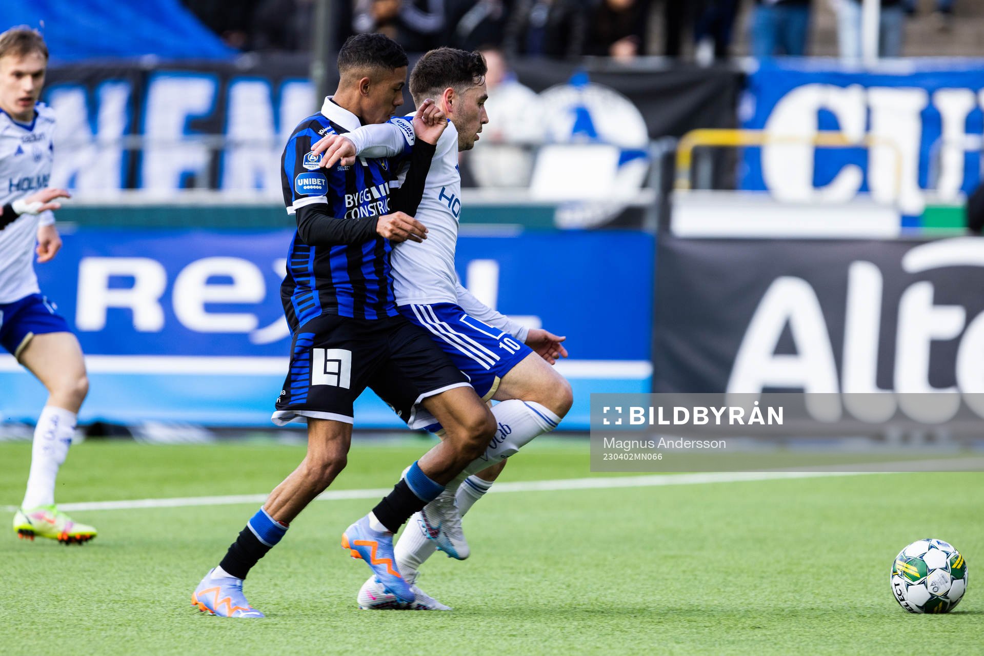Sirius Tashreeq Matthews och IFK Norrköpings Vito