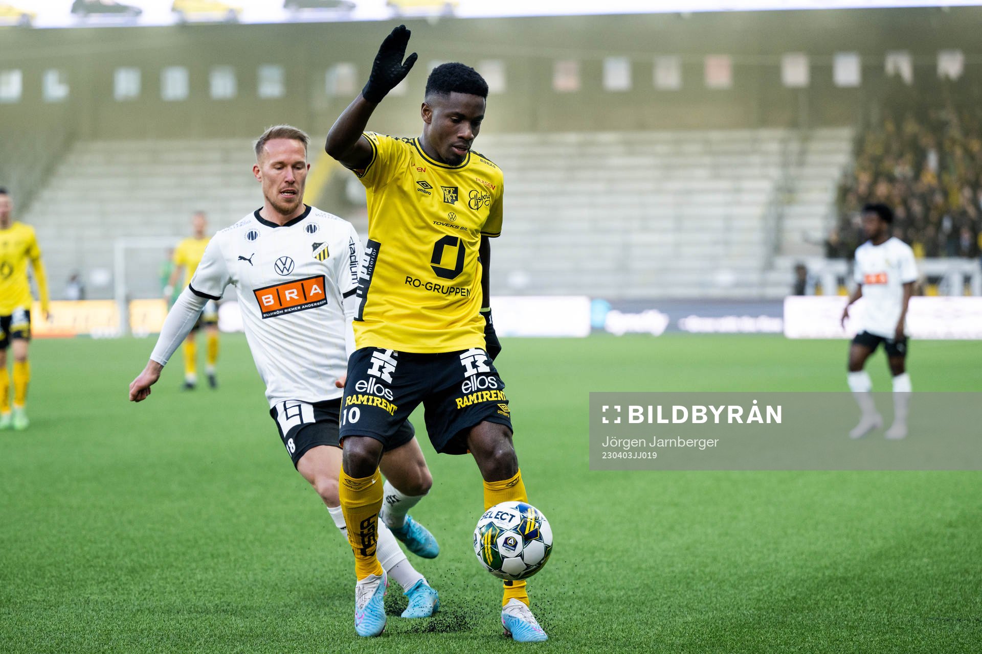 Elfsborgs Michael Baidoo och Häckens Mikkel Rygaard Jensen