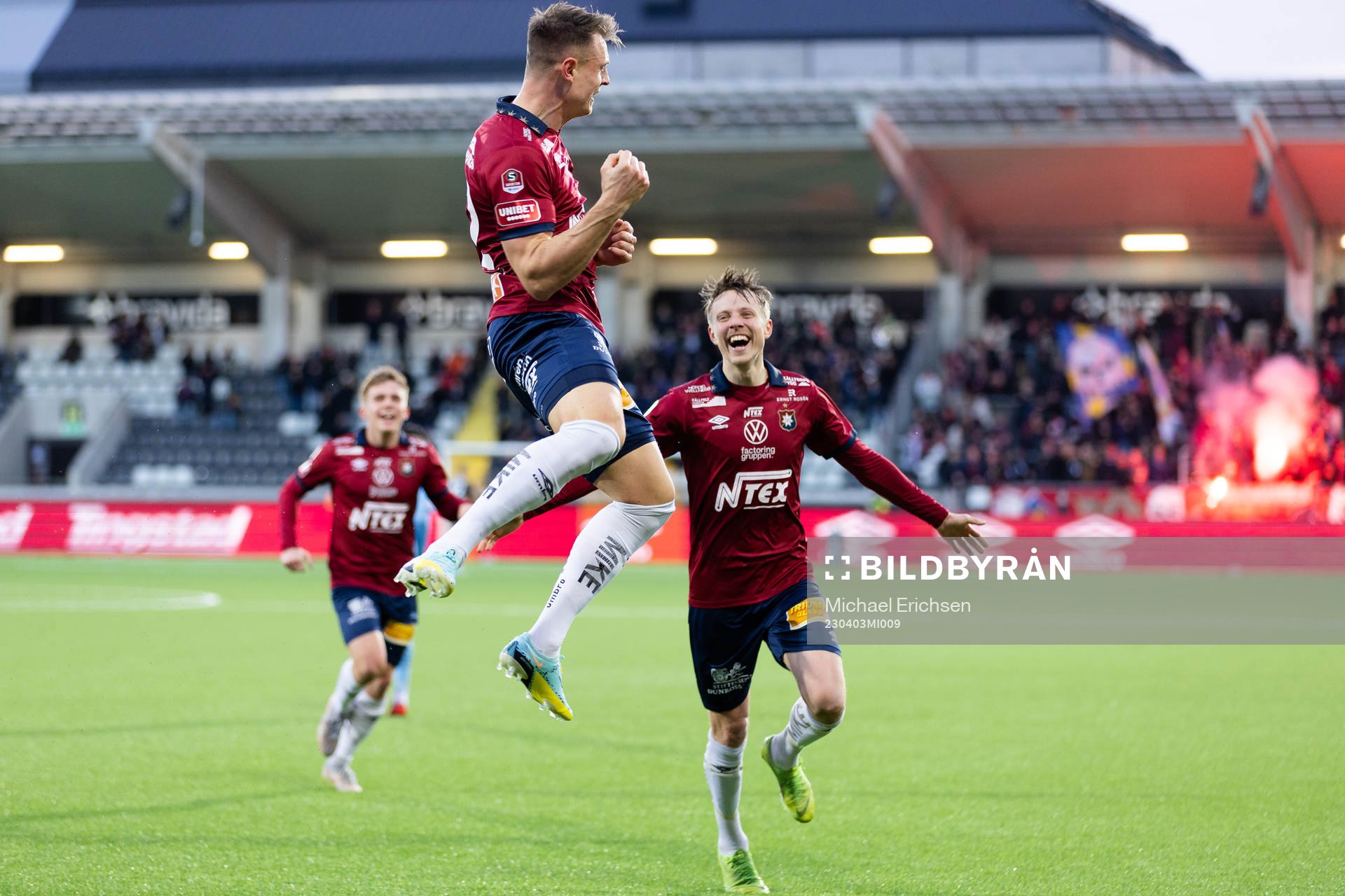 Örgrytes Marcus Haglind Sangre jublar