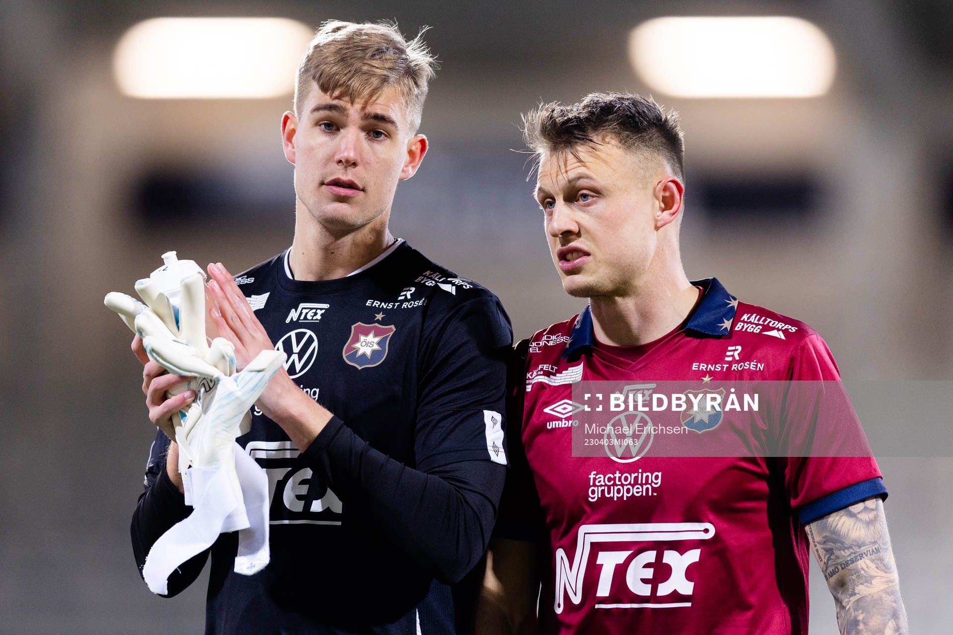 Örgrytes  målvakt Mathias Nilsson och Marcus Haglind