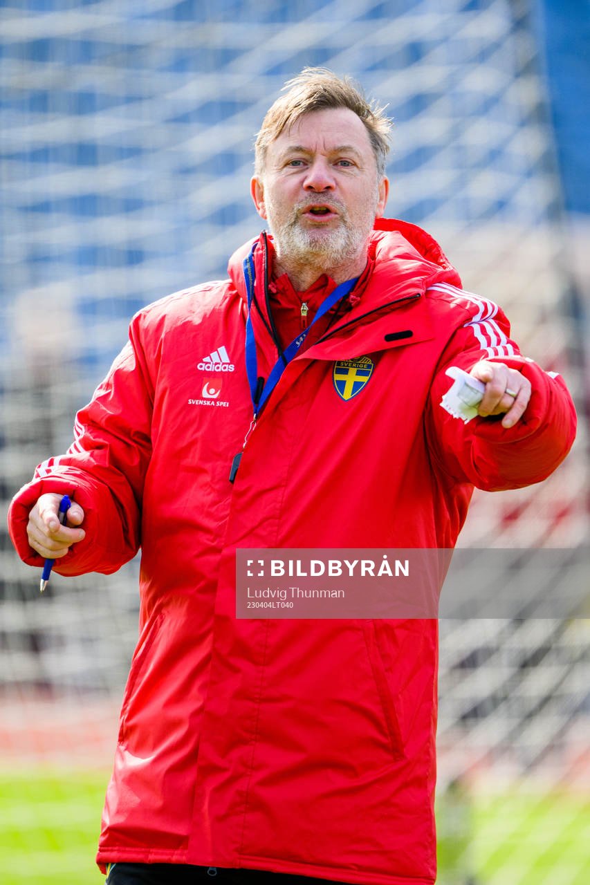 Head coach Peter Gerhardsson
