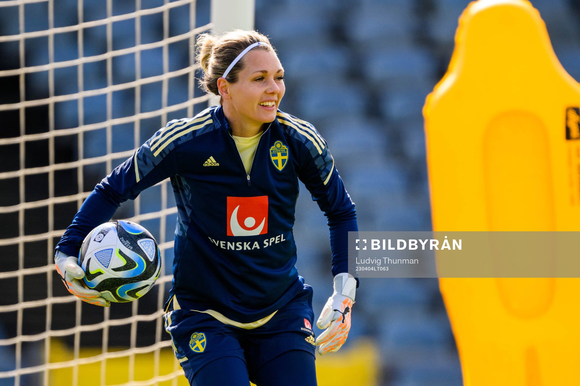 Goalkeeper Jennifer Falk