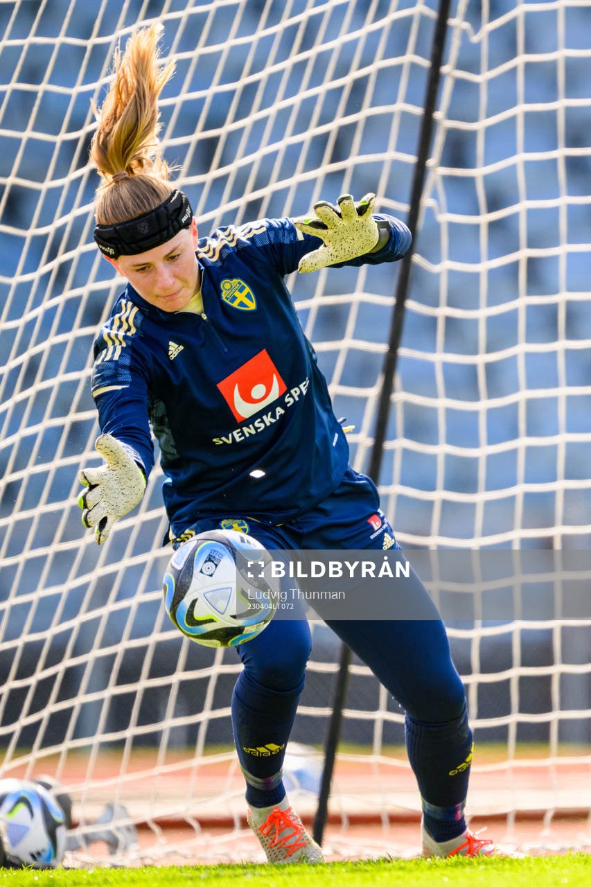 Goalkeeper Tove Enblom