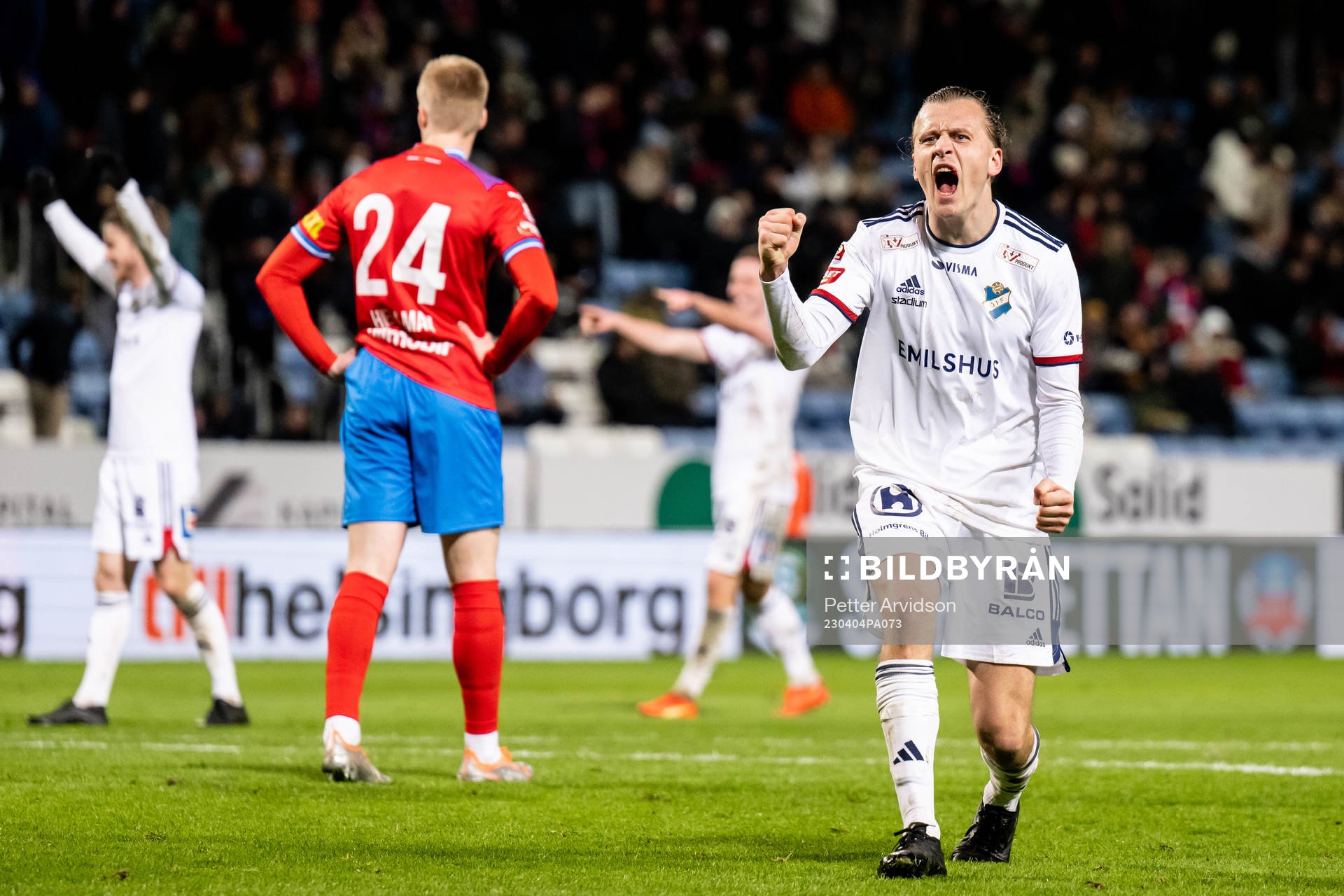 Östers Jesper Jonasson Westermark jublar