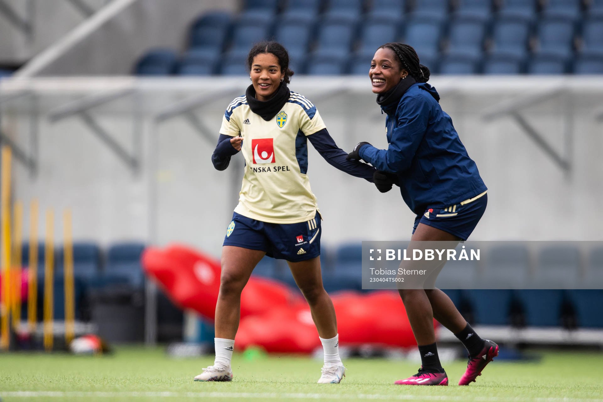 Evelina Duljan och Evelyn Ijeh