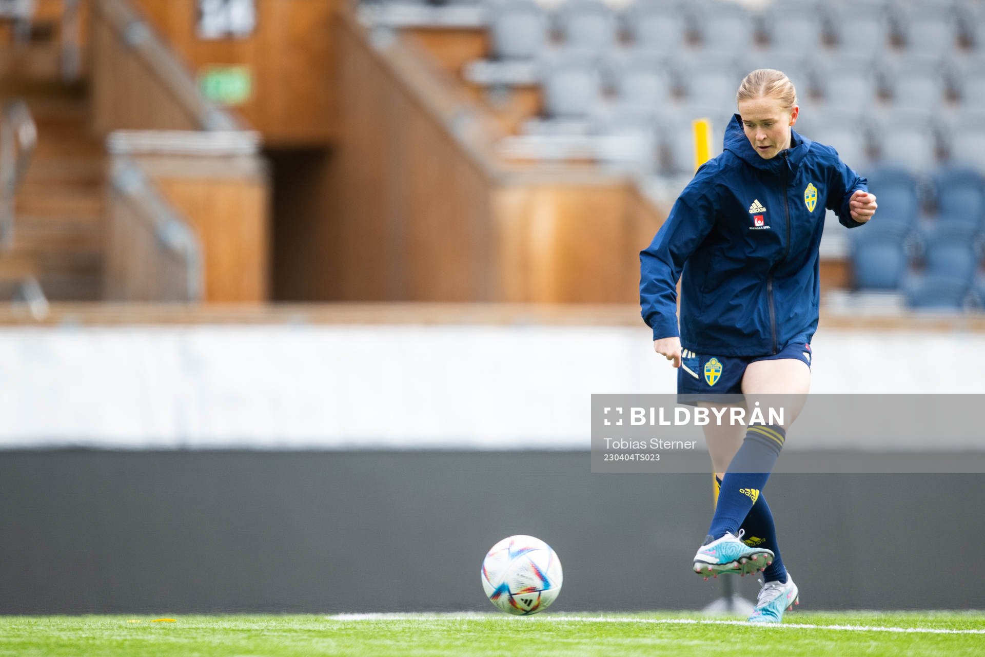 Emma Östlund under en träning med det svenska U23-landslaget den 4 april 2023 i Uppsala. 