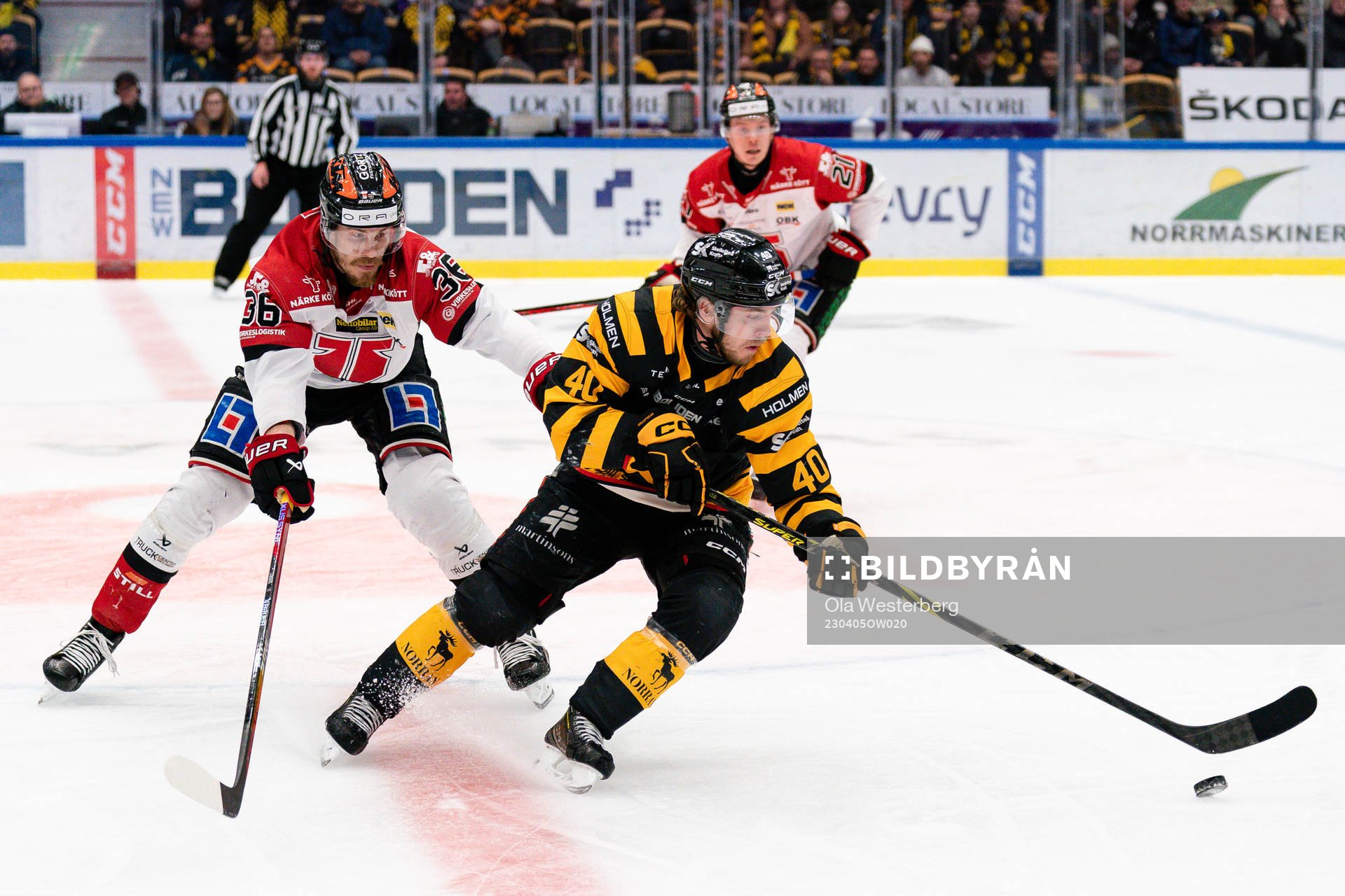 Örebros Emil Larsson och Skellefteås Andreas Wingerli