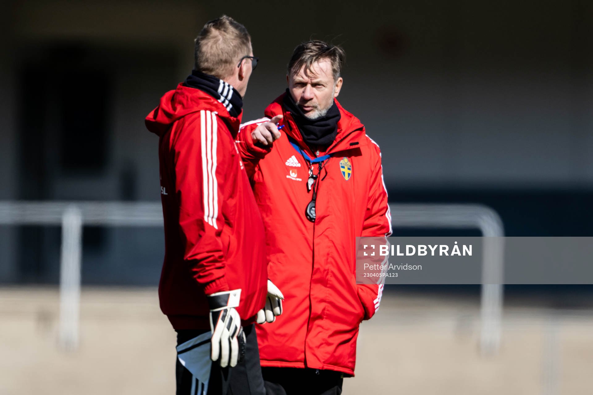 Head coach Peter Gerhardsson and goalkeeper coach Leif
