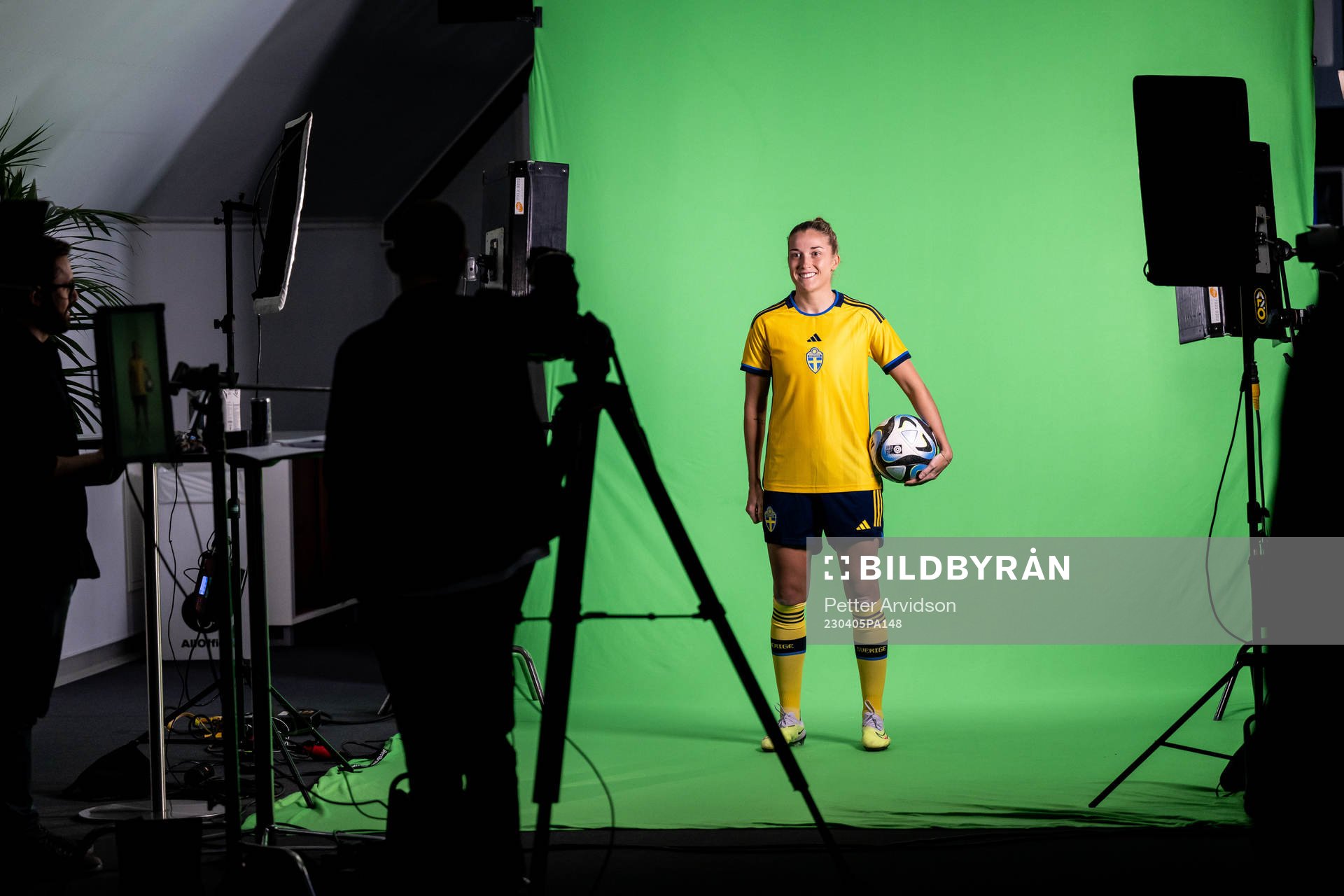 Filippa Angeldahl at a green screen filming with the