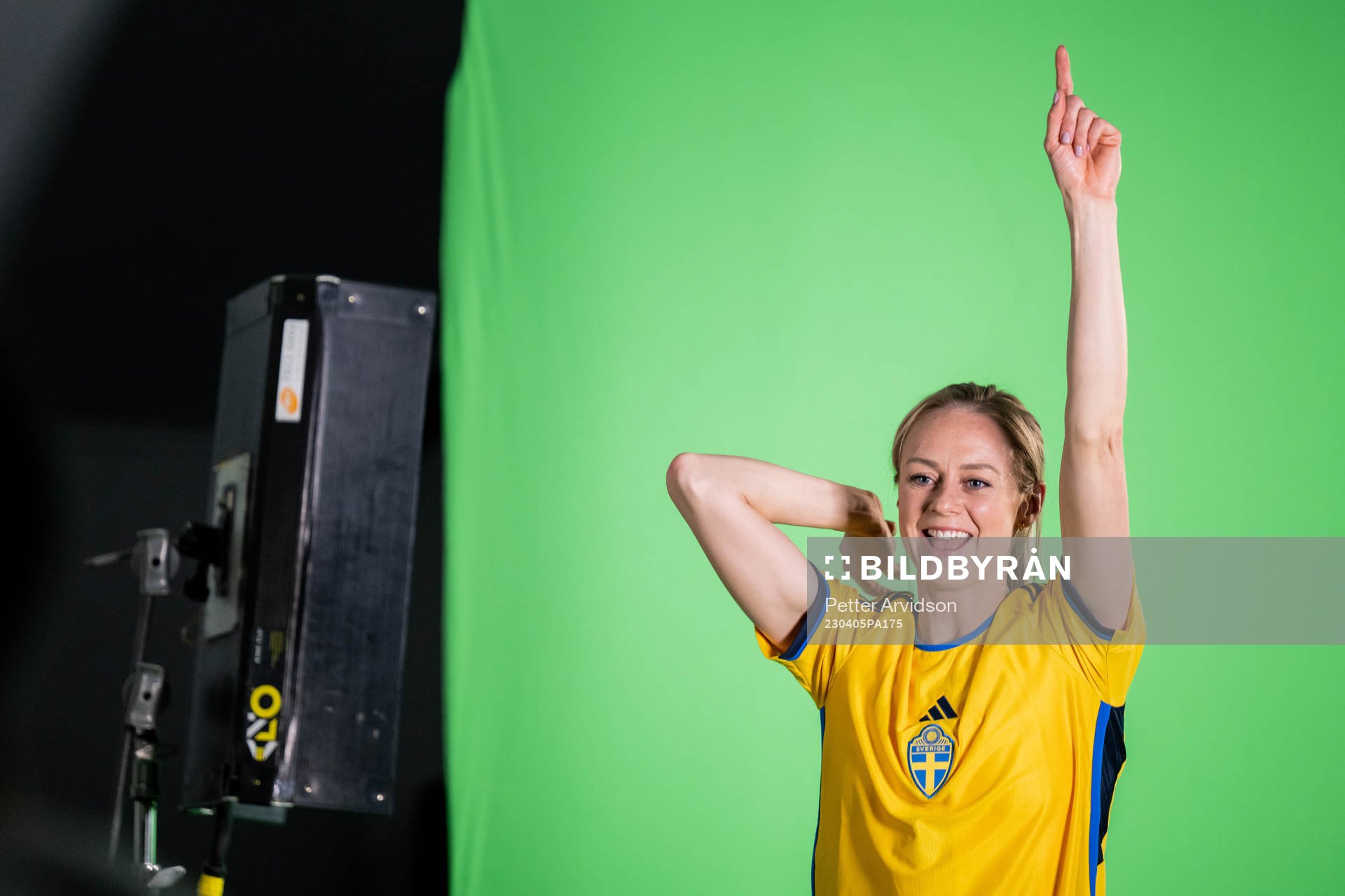 Amanda Ilestedt at a green screen filming with the women's