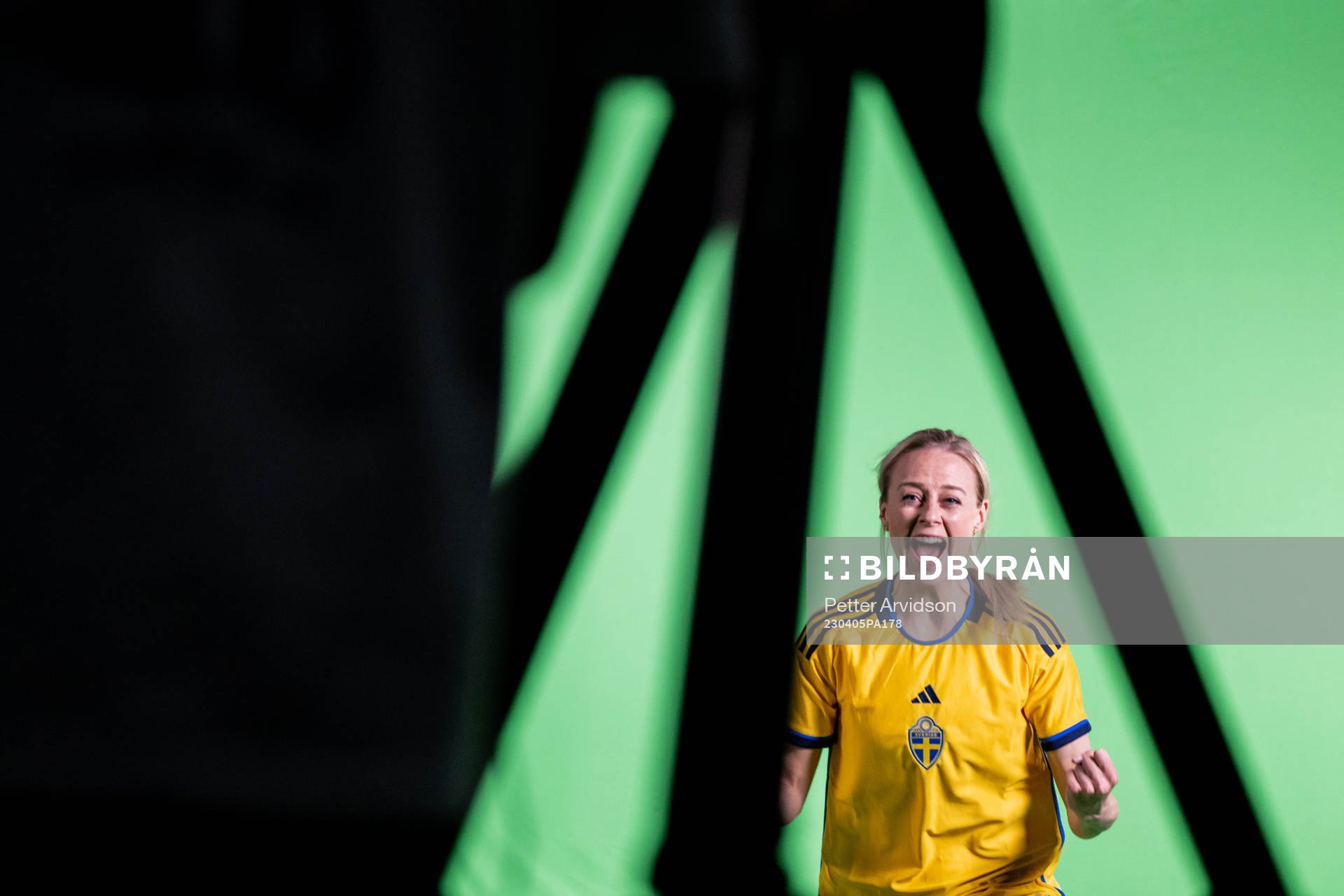 Amanda Ilestedt at a green screen filming with the women's