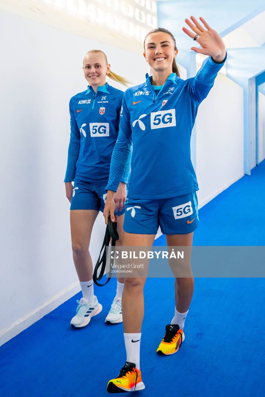Karina Sævik and Ingrid Syrstad Engen of the Norwegian