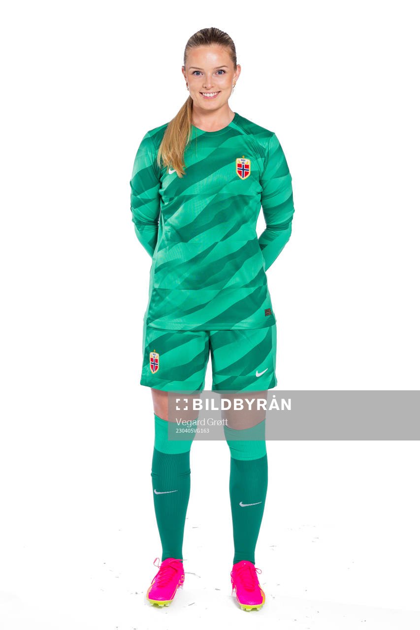 Goalkeeper Guro Pettersen of the Norwegian women’s