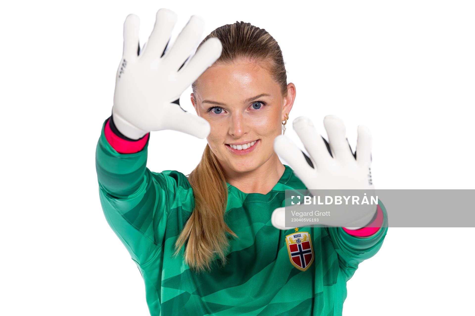Goalkeeper Guro Pettersen of the Norwegian women’s