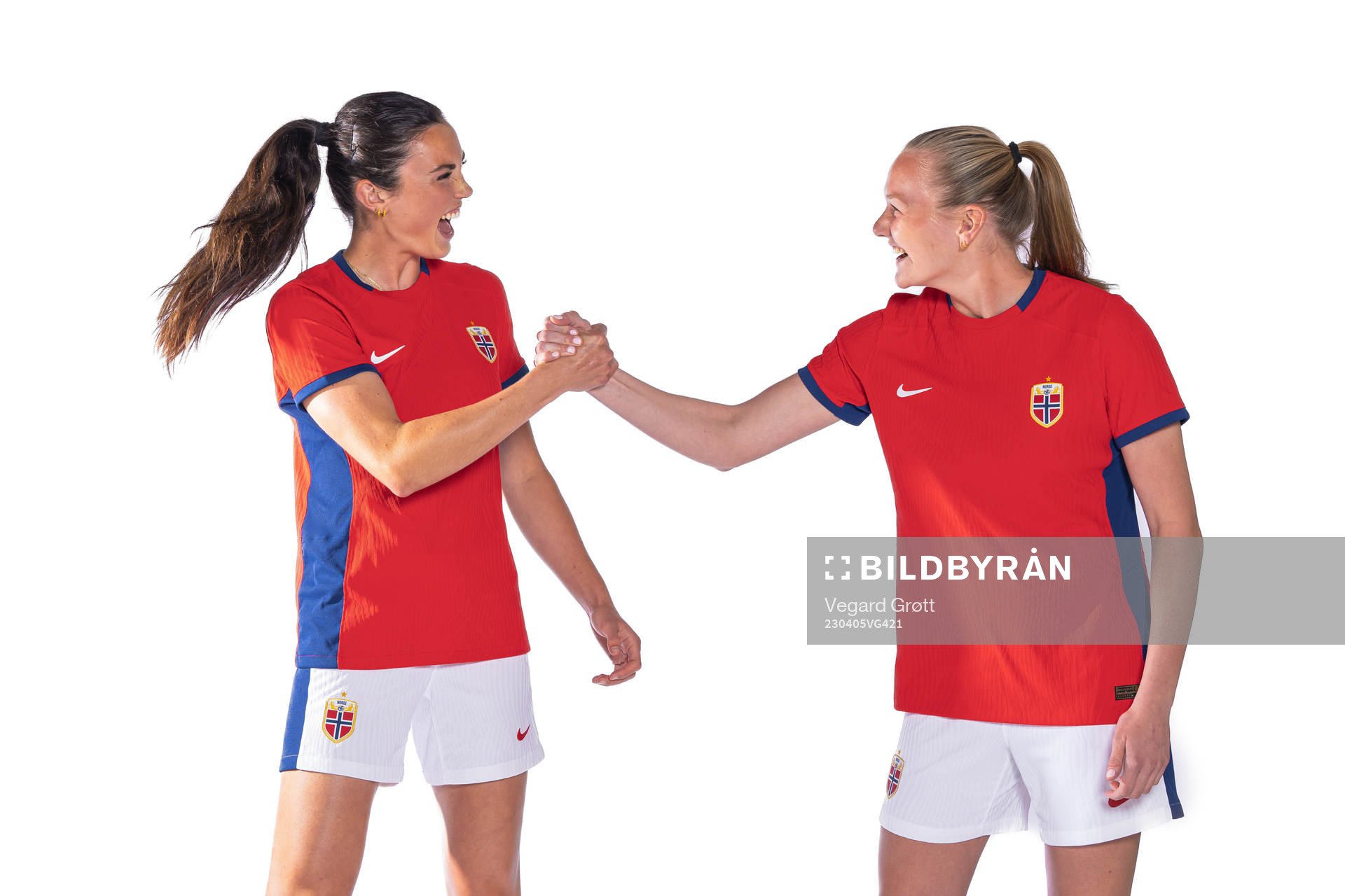 Ingrid Syrstad Engen and Frida Maanum of the Norwegian