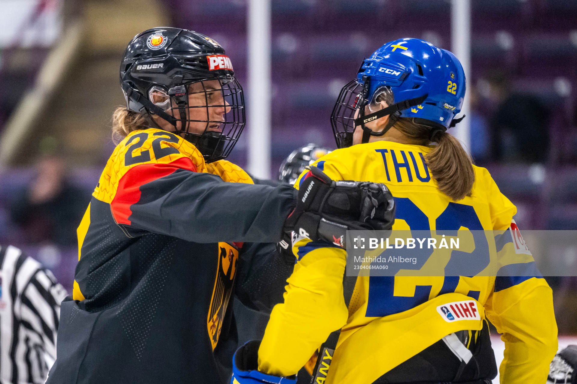 Marie Delabre of Germany and Hanna Thuvik of Sweden