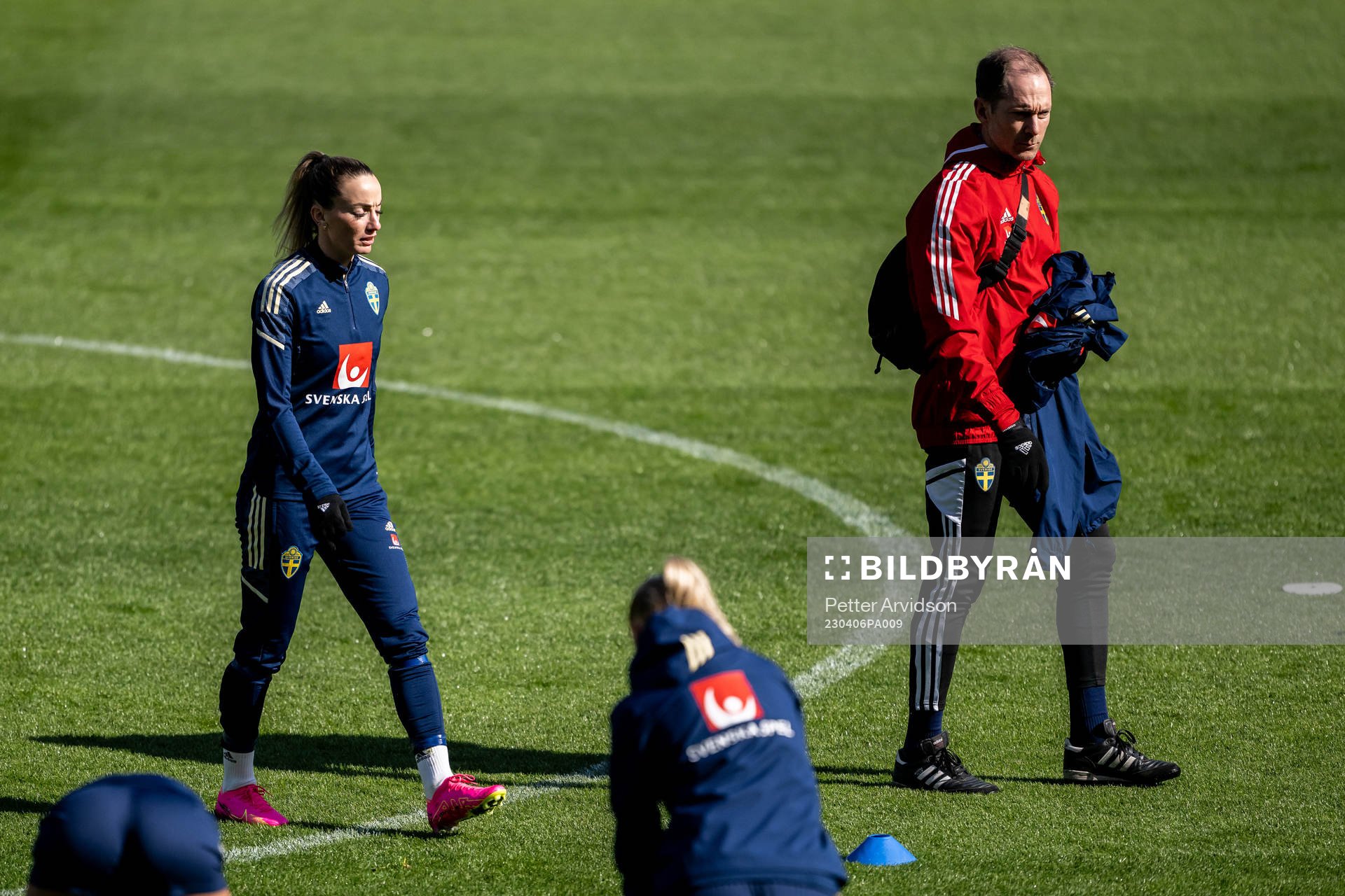 Kosovare Asllani and Martin Bergqvist, physio