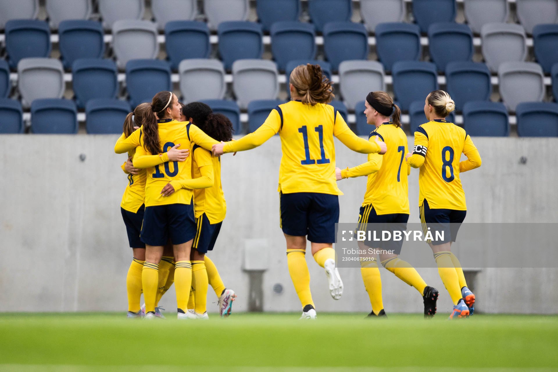 Players of Sweden celebrate