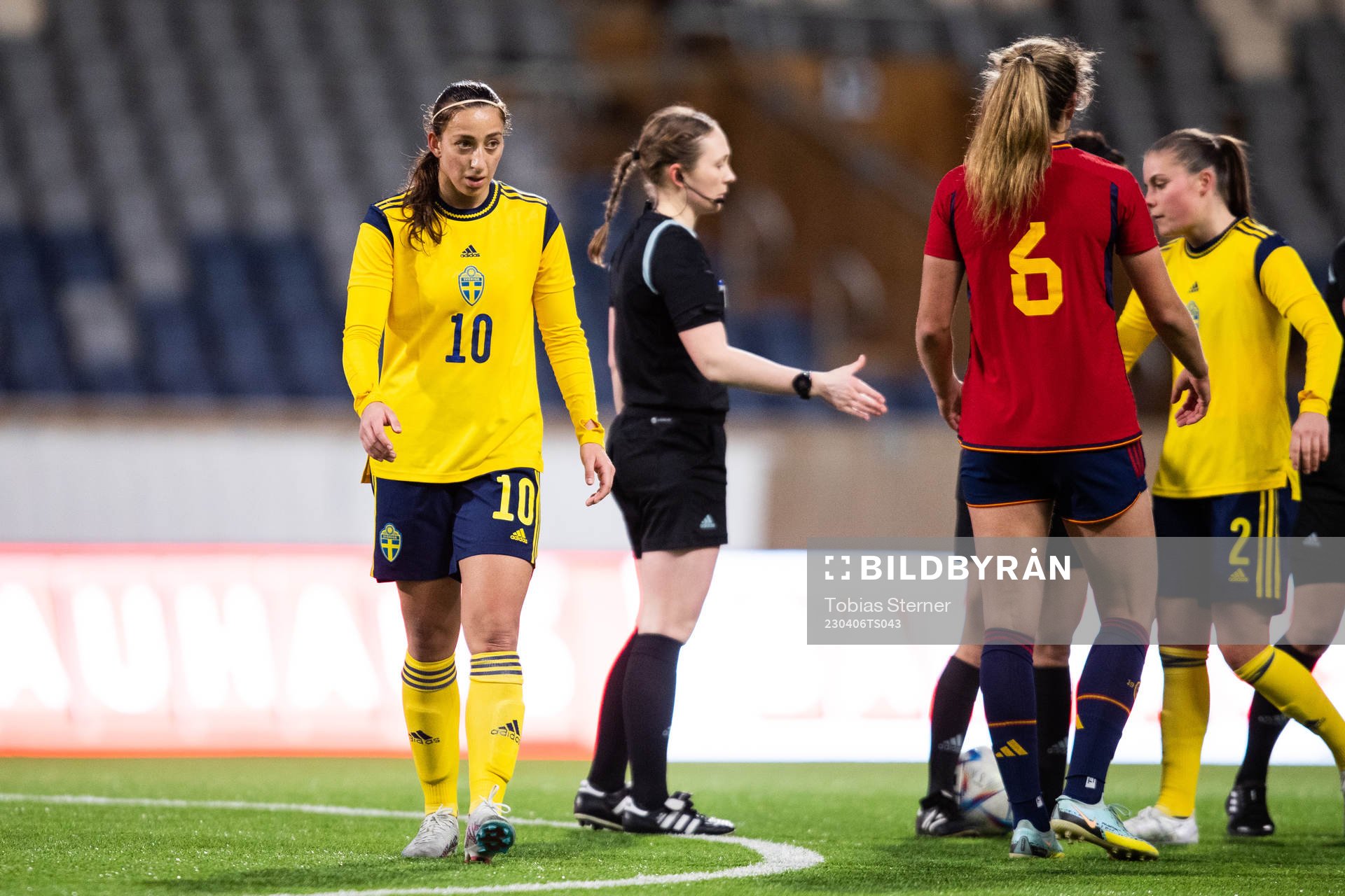 Rusul Rosa Kafaji of Sweden looks dejected