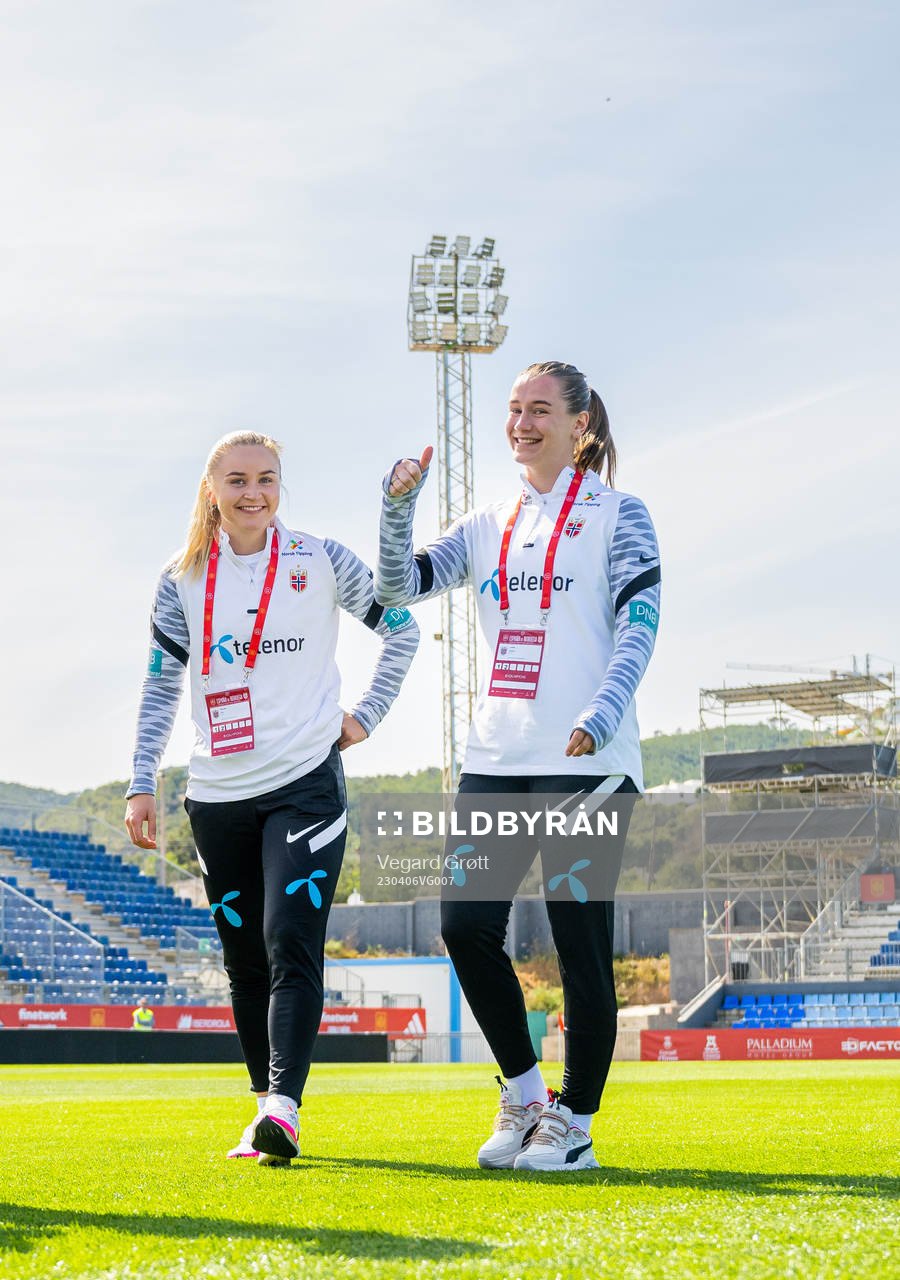 Anna Langås Jøsendal and Caroline Graham Hansen of Norway