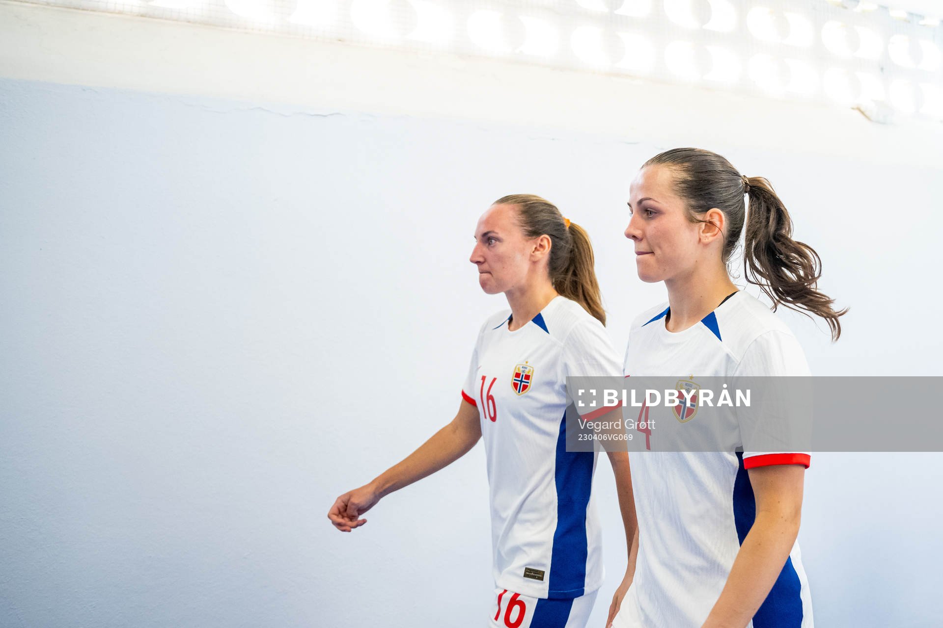 Marit Bratberg Lund and Tuva Hansen of Norway at half-time