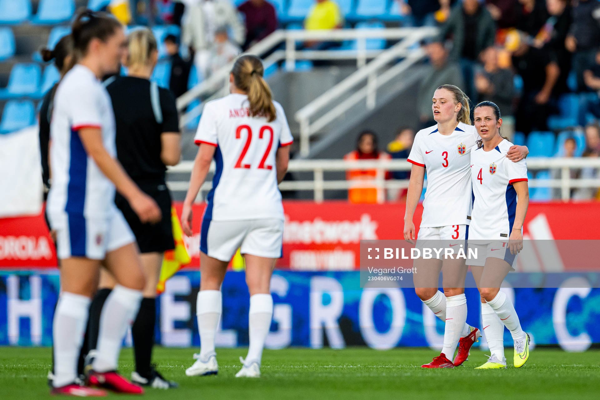 Mathilde Harviken and Tuva Hansen of Norway