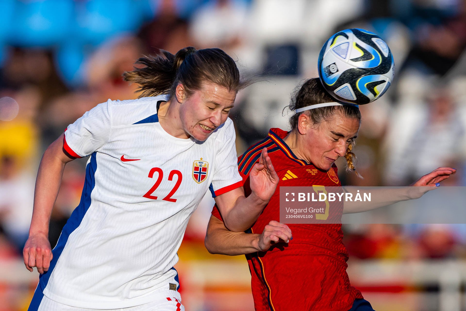 Cesilie Andreassen of Norway scores the 4-2 goal