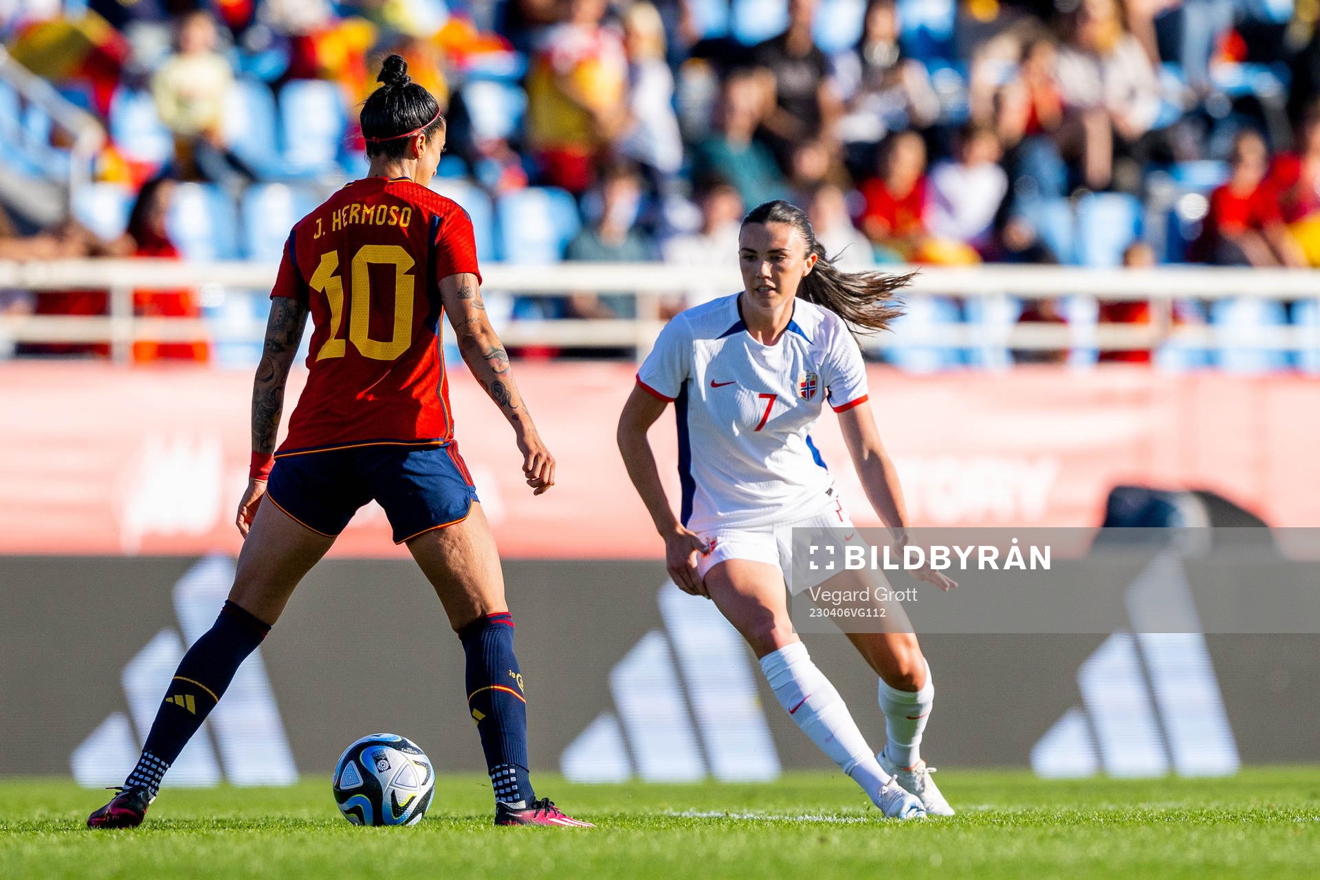Jennifer Hermoso of Spain and Ingrid Syrstad Engen of Norway