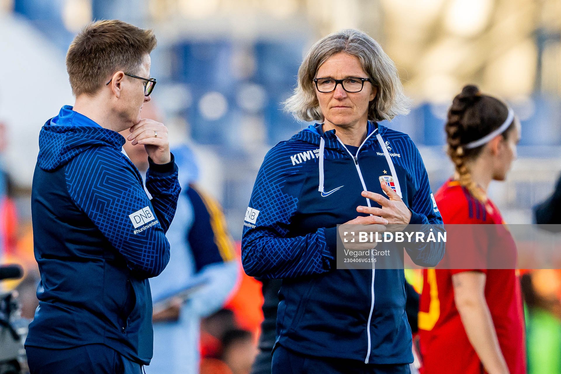 Hege Riise, head coach of Norway, and Monica Knudsen,