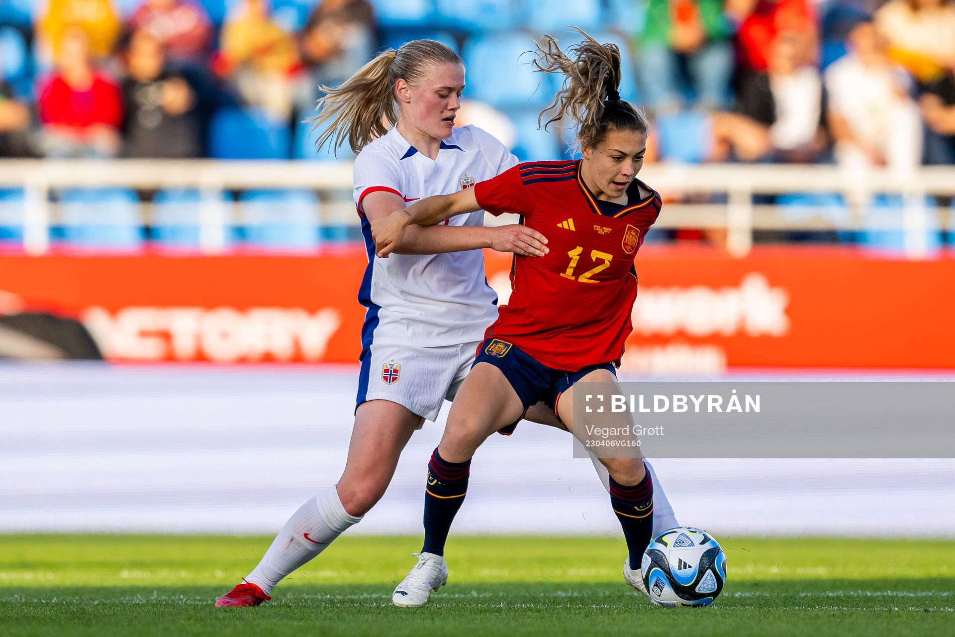 Mathilde Harviken of Norway and Asun of Spain