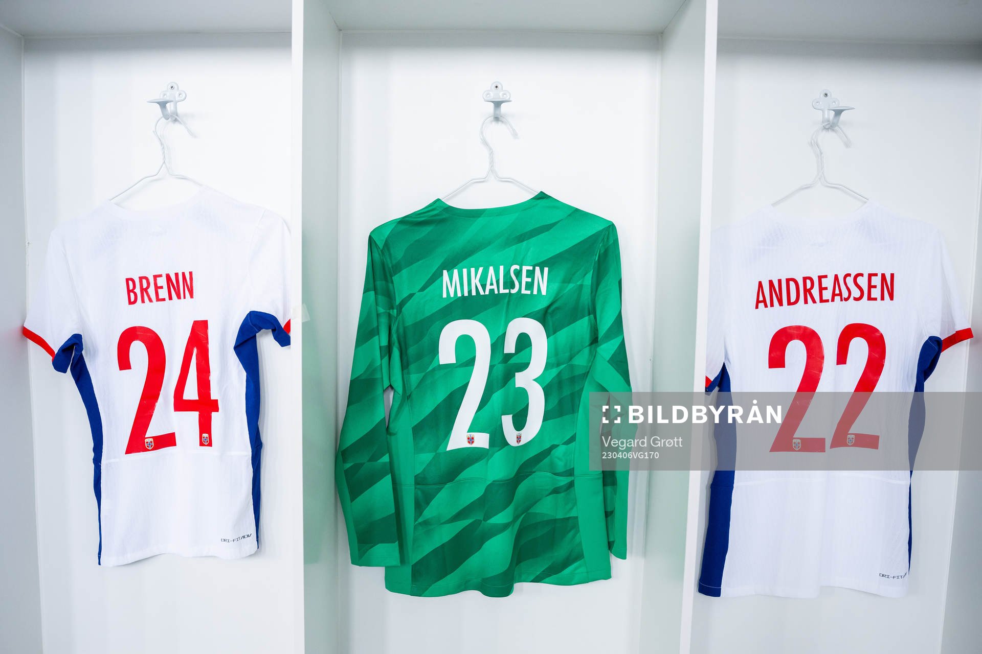 The kits of Malin Brenn, goalkeeper Aurora Mikalsen and