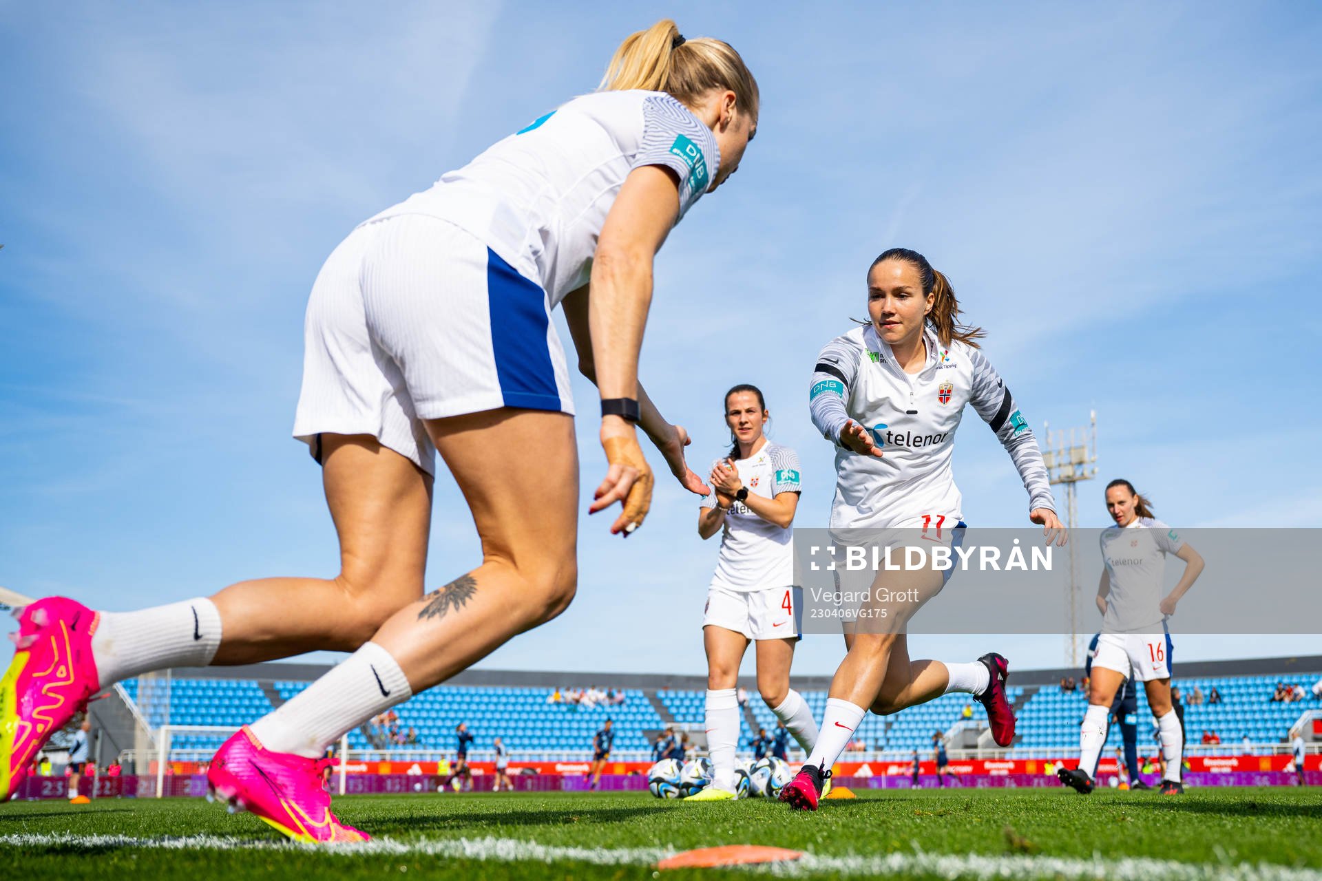 Ada Hegerberg and Guro Reiten of Norway