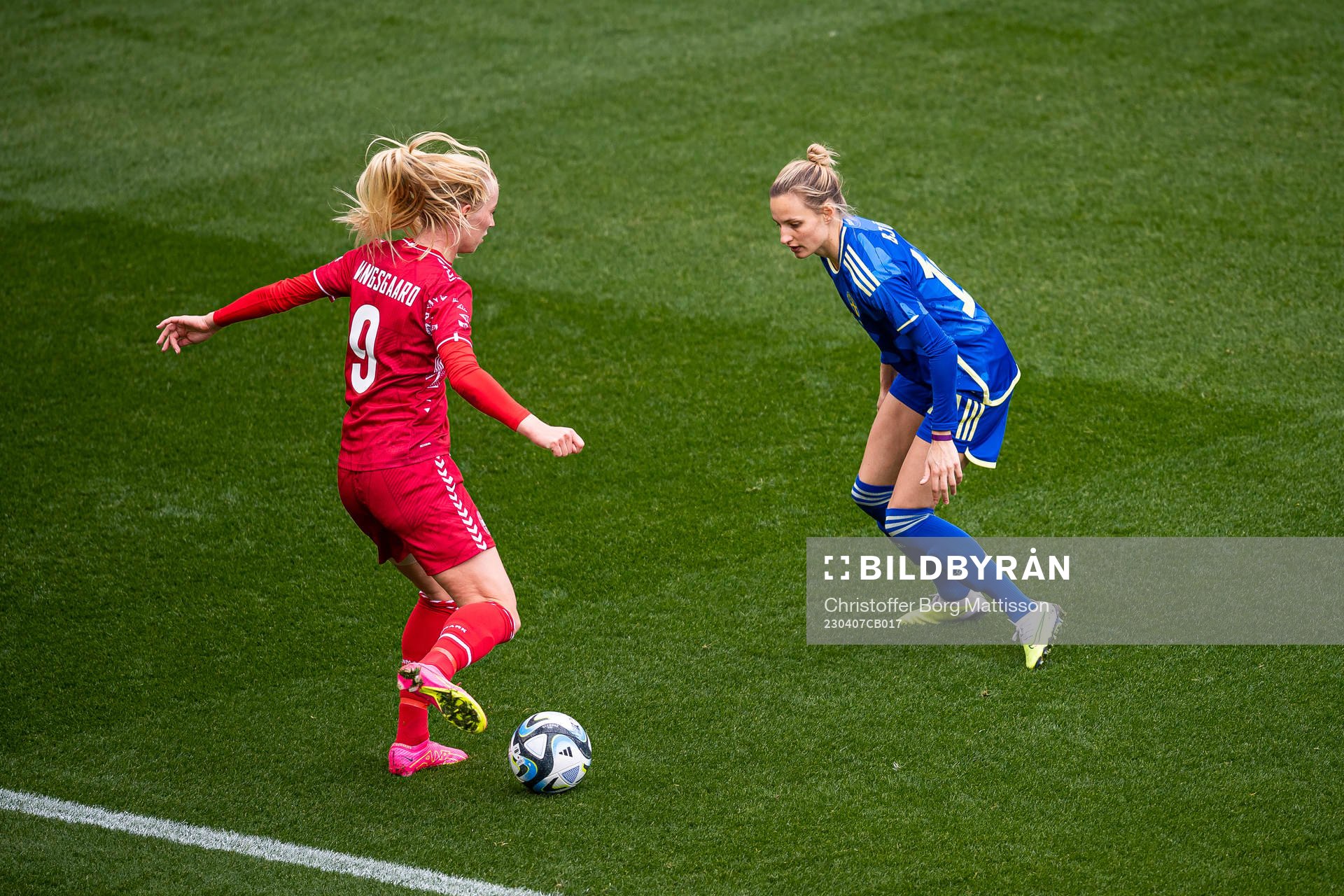 Amalie Vangsgaard of Denmark and Nathalie Björn of Sweden