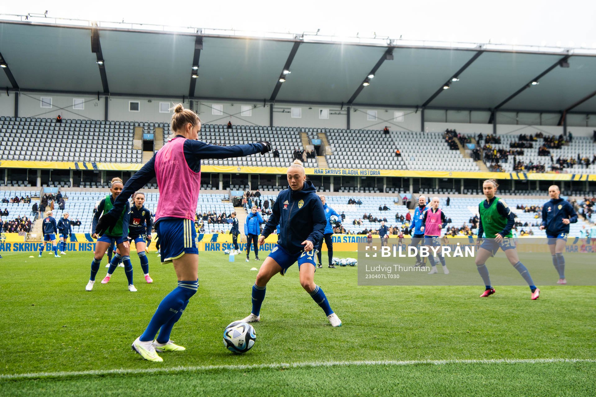 Nathalie Björn and Hanna Bennison of Sweden