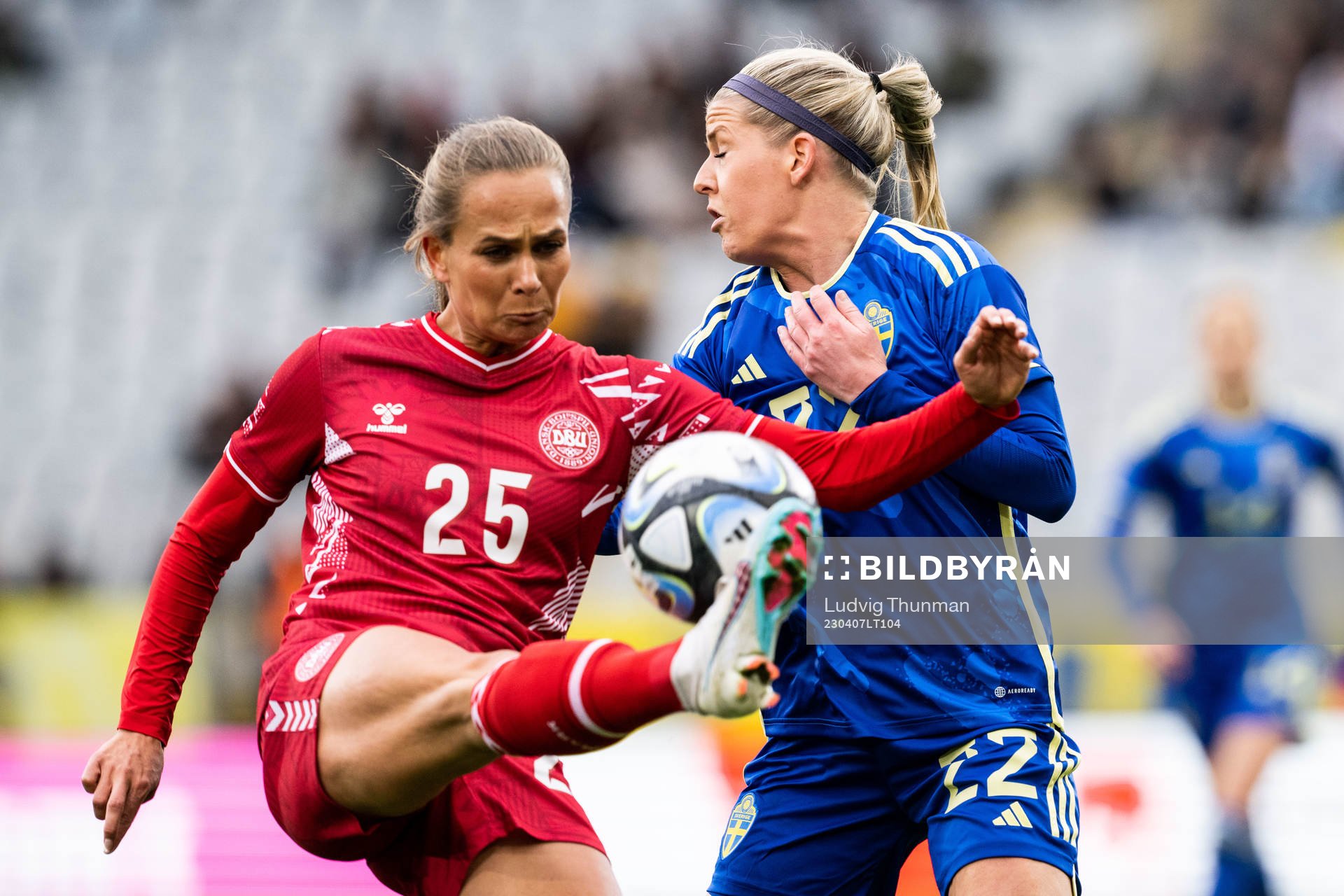 Frederikke Thøgersen of Denmark and Olivia Schough of